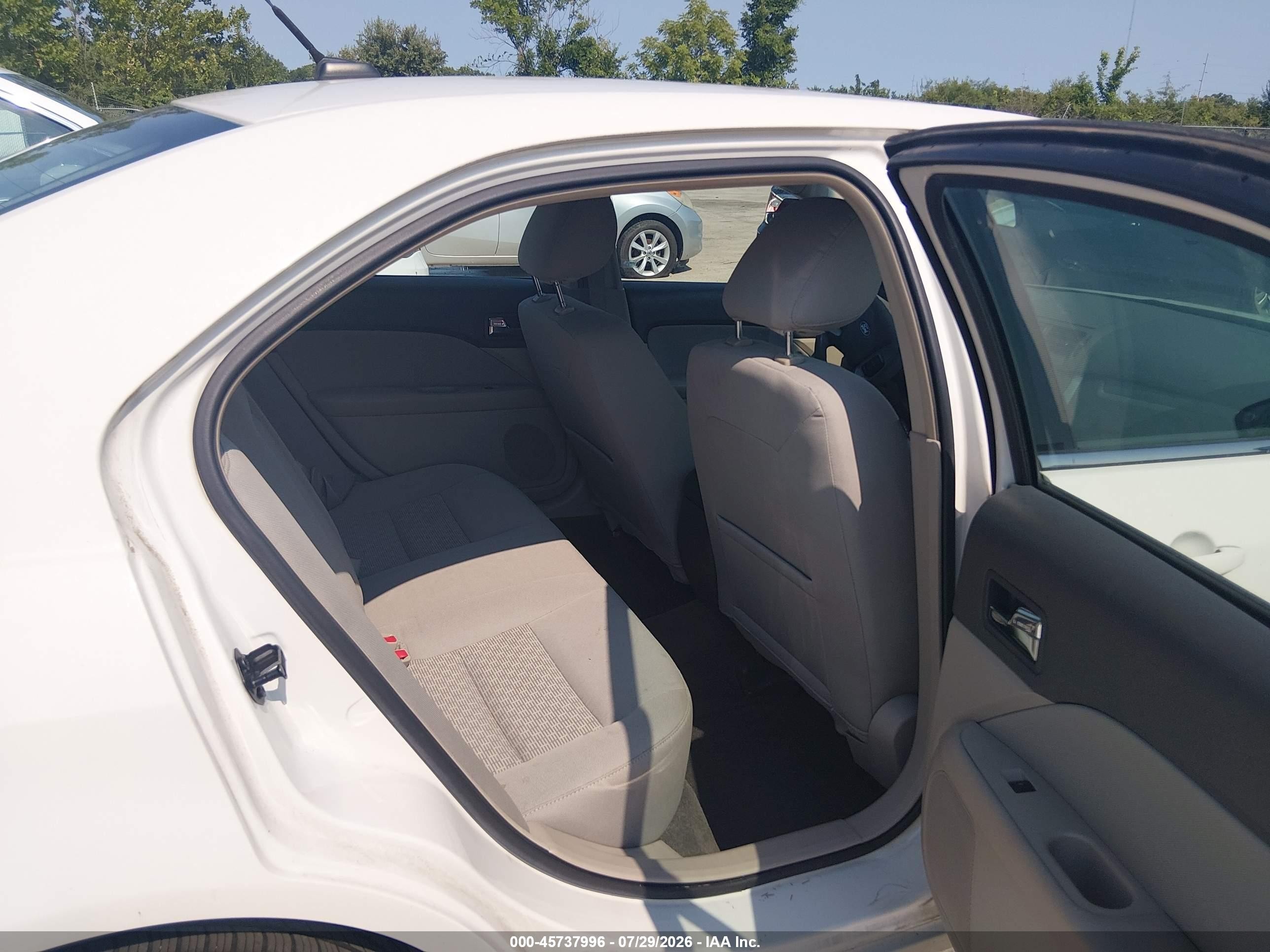 2011 Ford Fusion Se Белый vin: 3FAHP0HA0BR309732