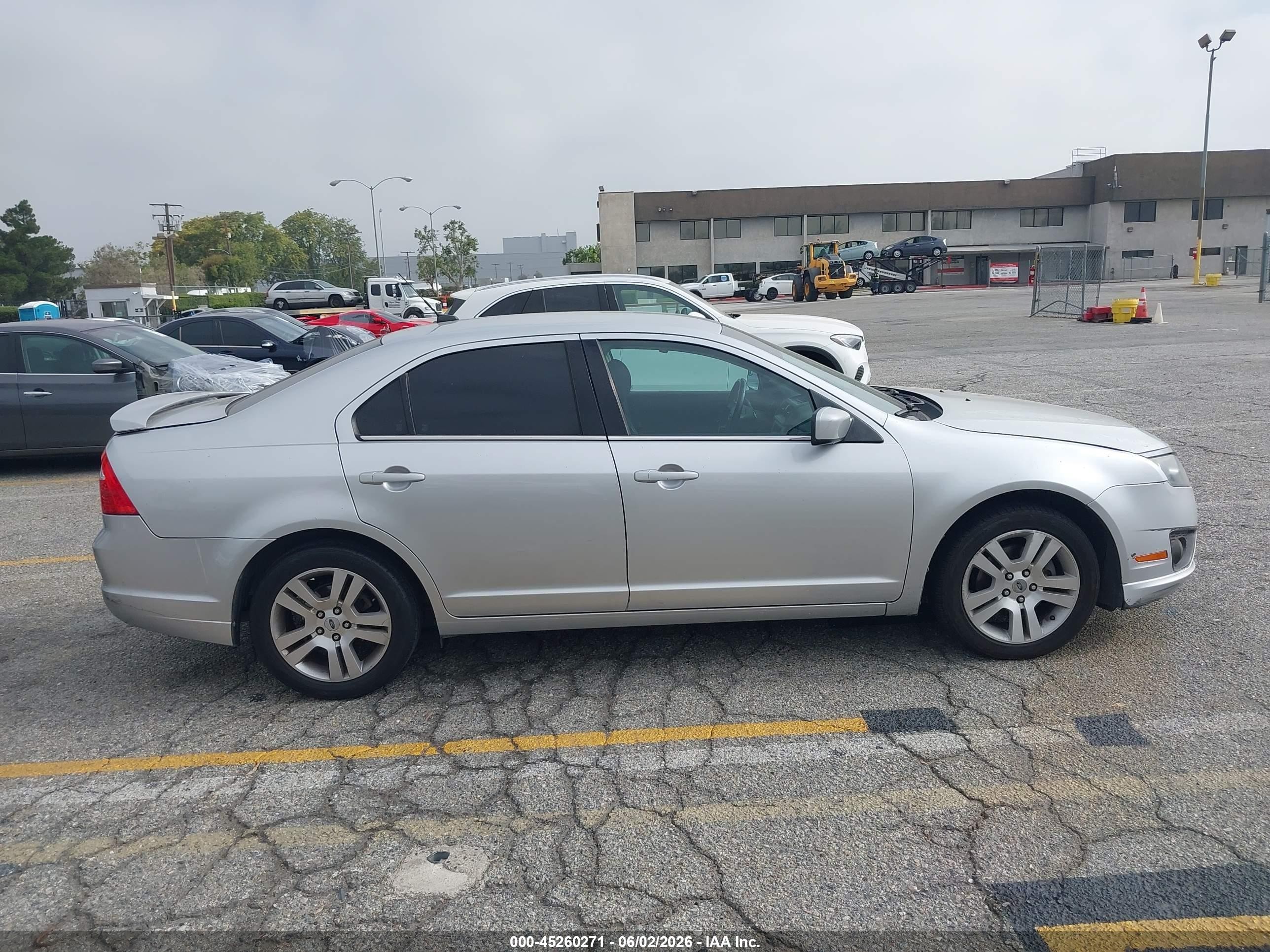 2011 Ford Fusion Se Silver vin: 3FAHP0HA0BR310587