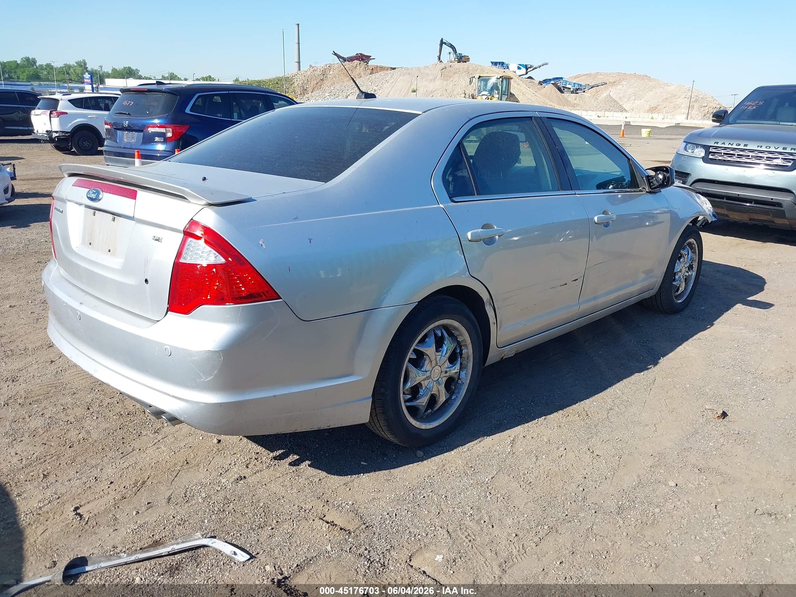 2011 Ford Fusion Se Серебряный vin: 3FAHP0HA0BR314963
