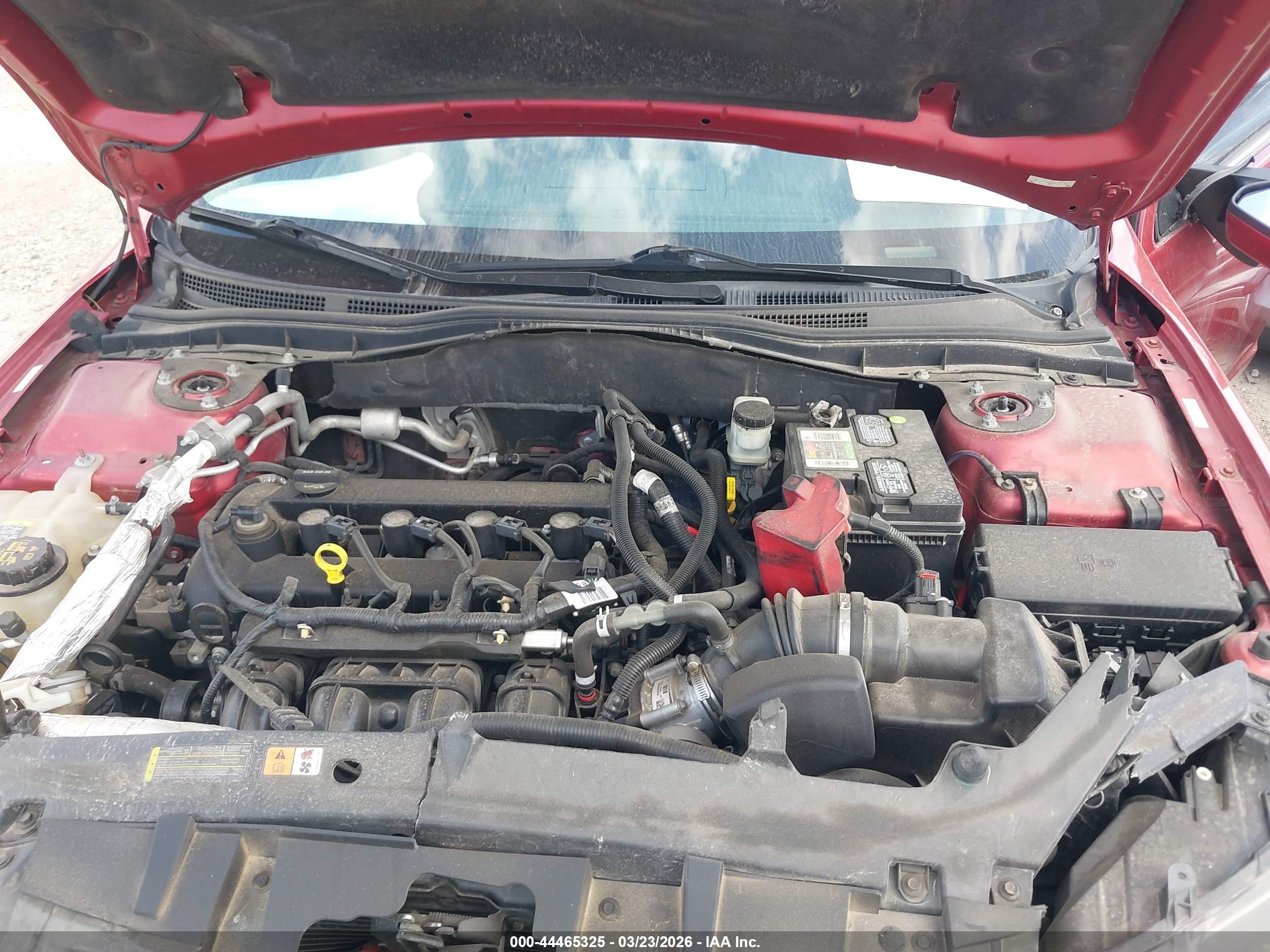 2011 Ford Fusion Se Red vin: 3FAHP0HA0BR329107