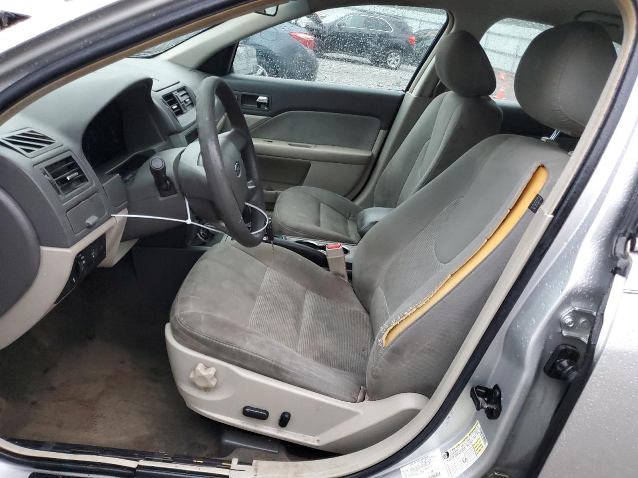 2012 Ford Fusion Silver vin: 3FAHP0HA0CR145688