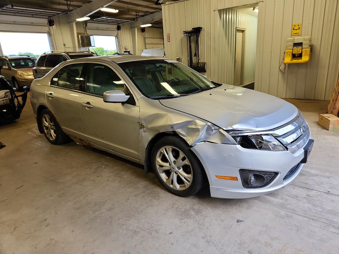 2012 Ford Fusion Se Silver vin: 3FAHP0HA0CR152091