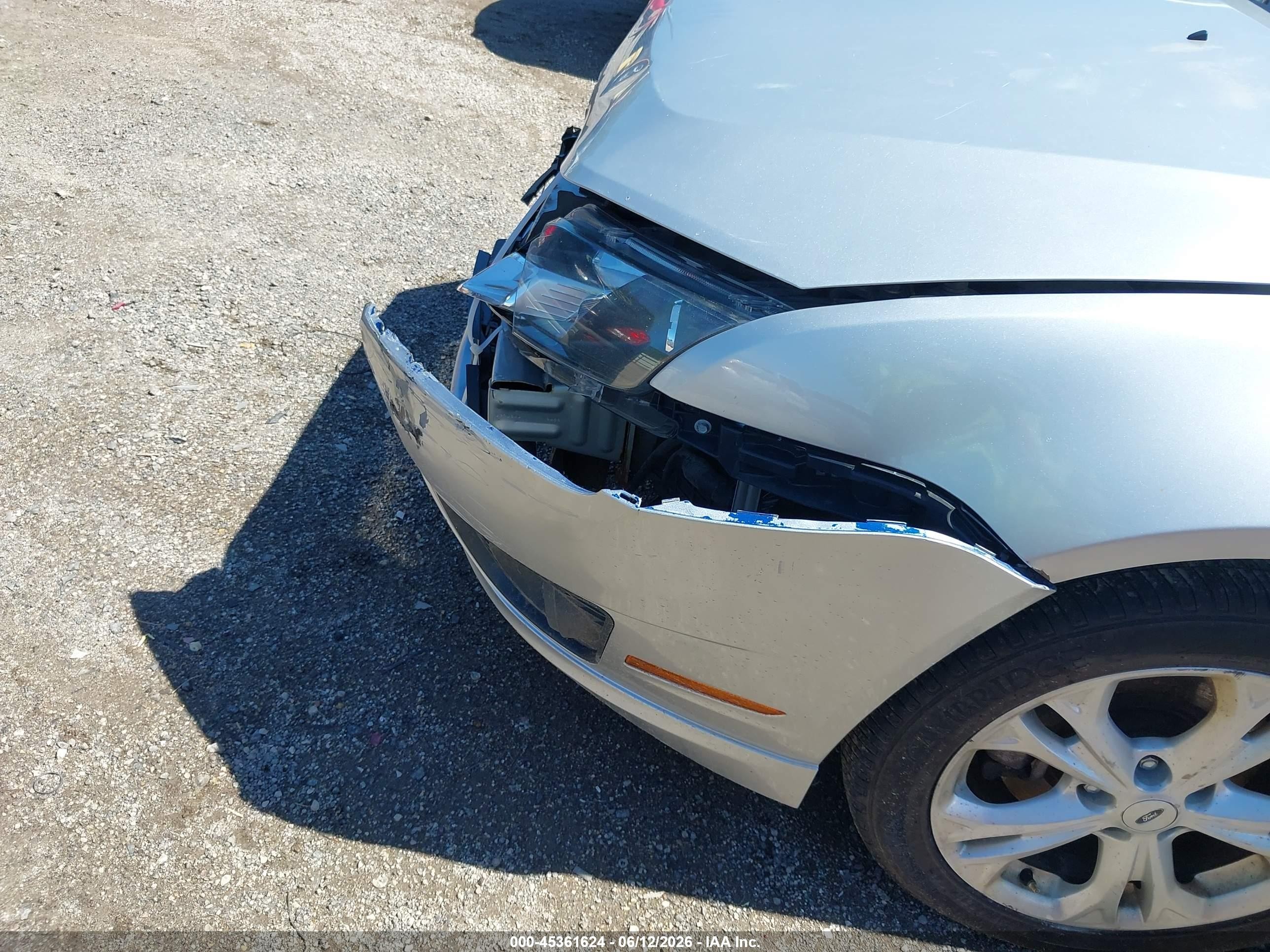 2012 Ford Fusion Se Серебряный vin: 3FAHP0HA0CR180182