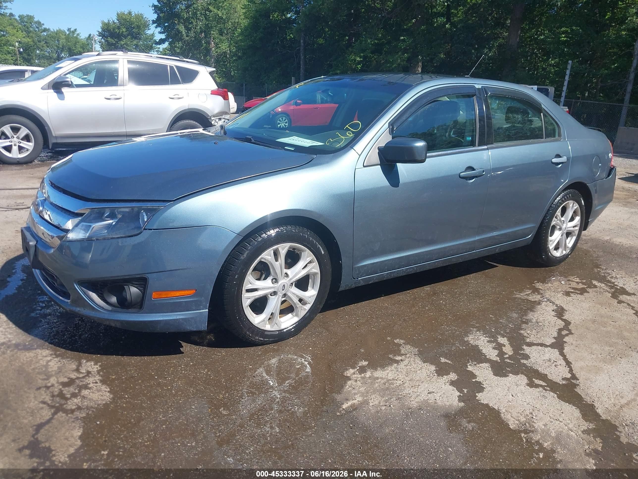 2012 Ford Fusion Se Light Blue vin: 3FAHP0HA0CR405071