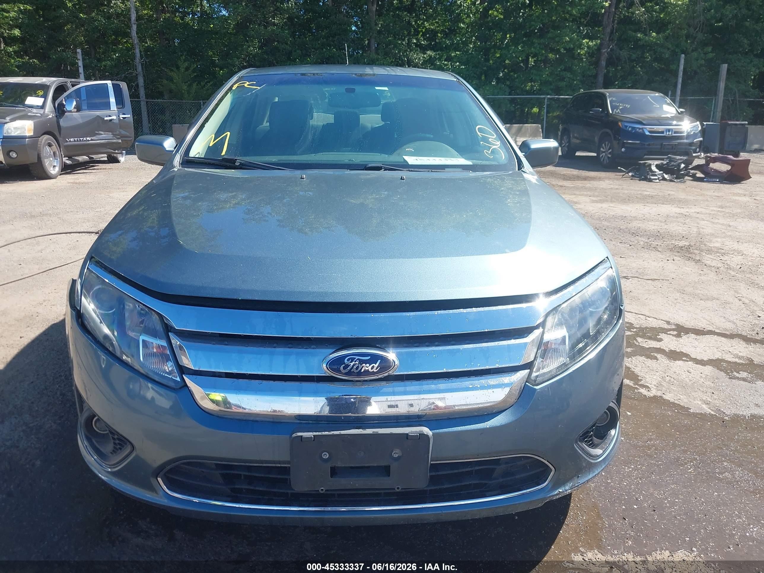 2012 Ford Fusion Se Light Blue vin: 3FAHP0HA0CR405071
