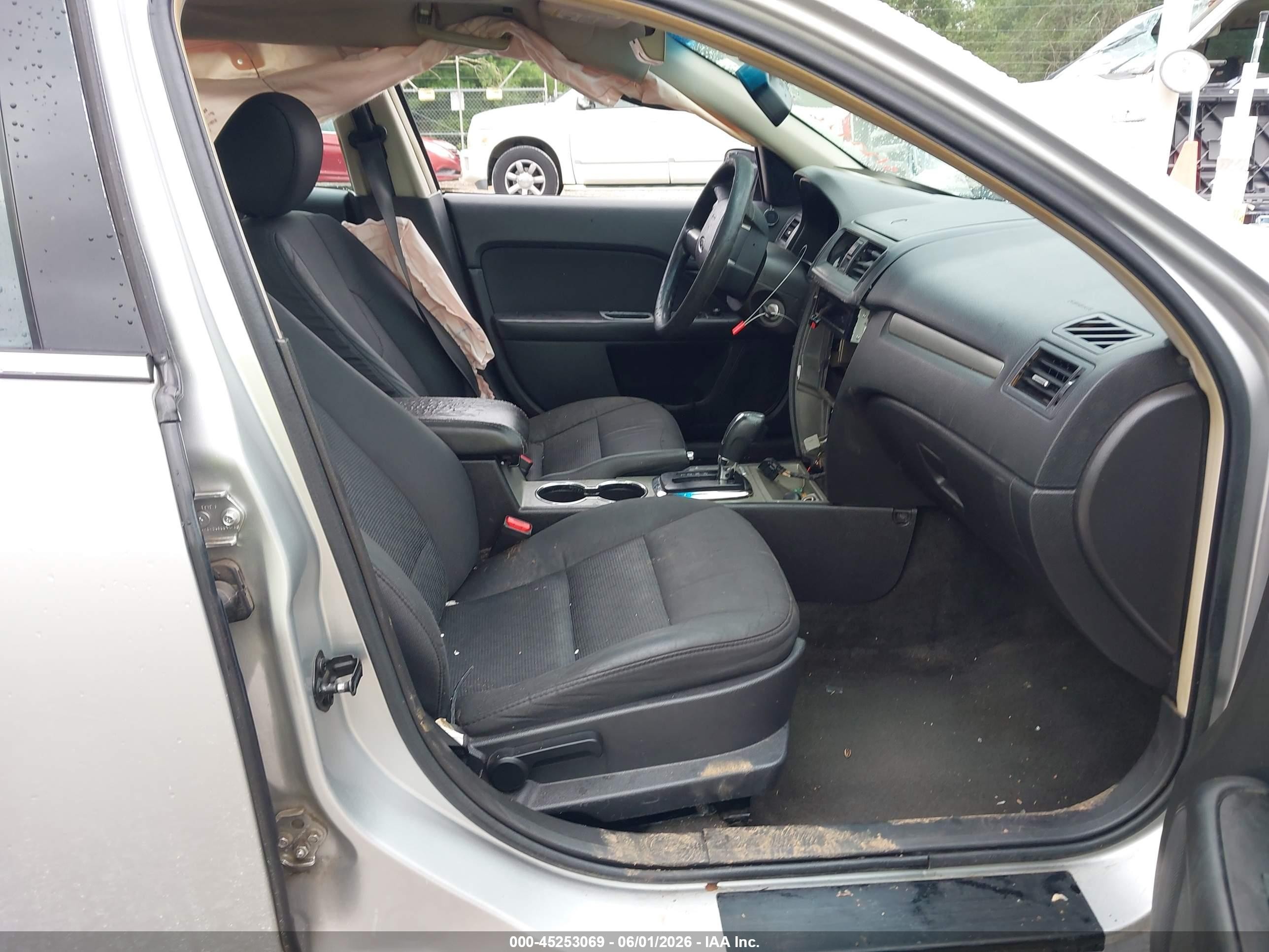 2012 Ford Fusion Se Серебряный vin: 3FAHP0HA0CR408746