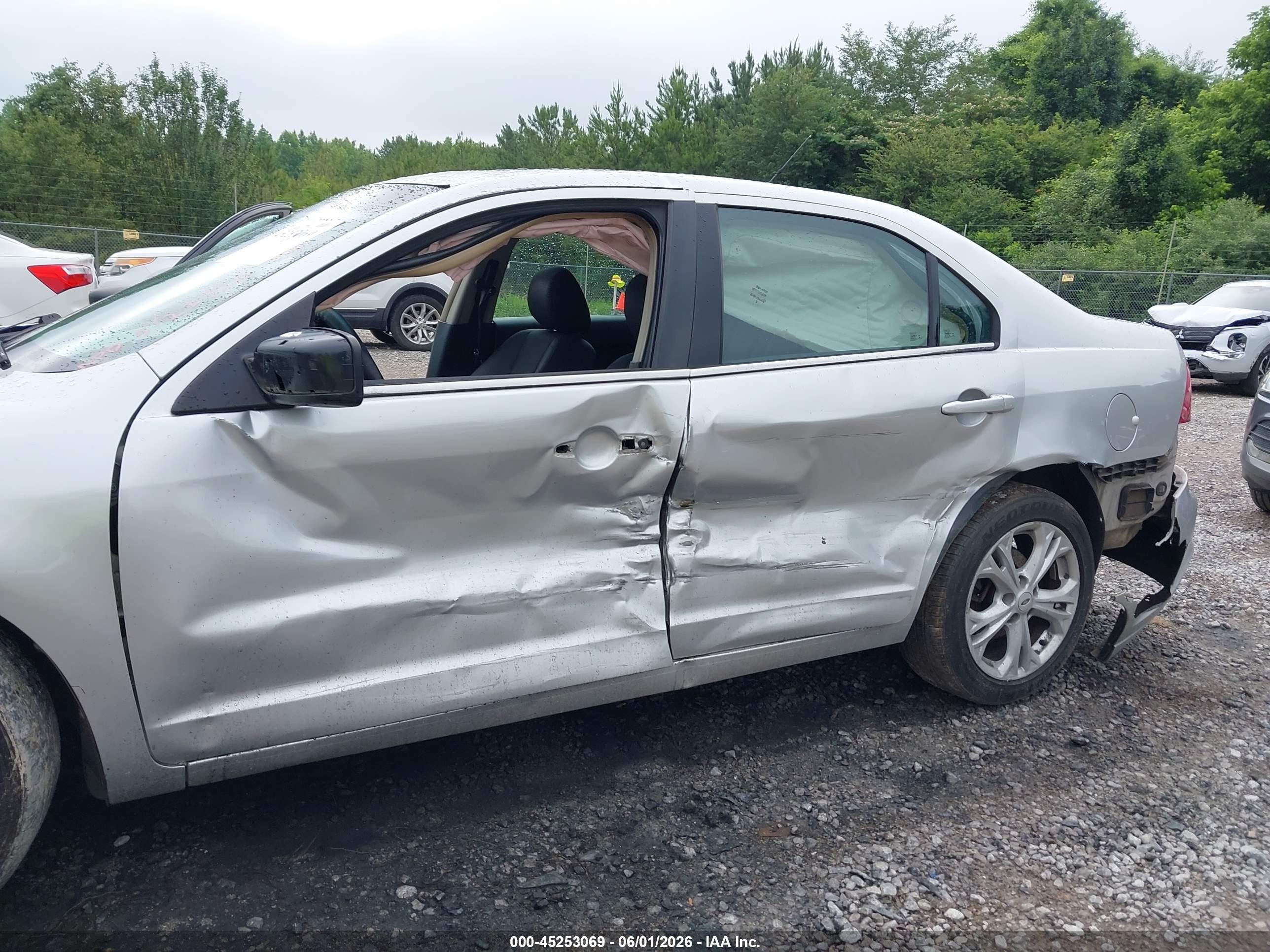 2012 Ford Fusion Se Серебряный vin: 3FAHP0HA0CR408746