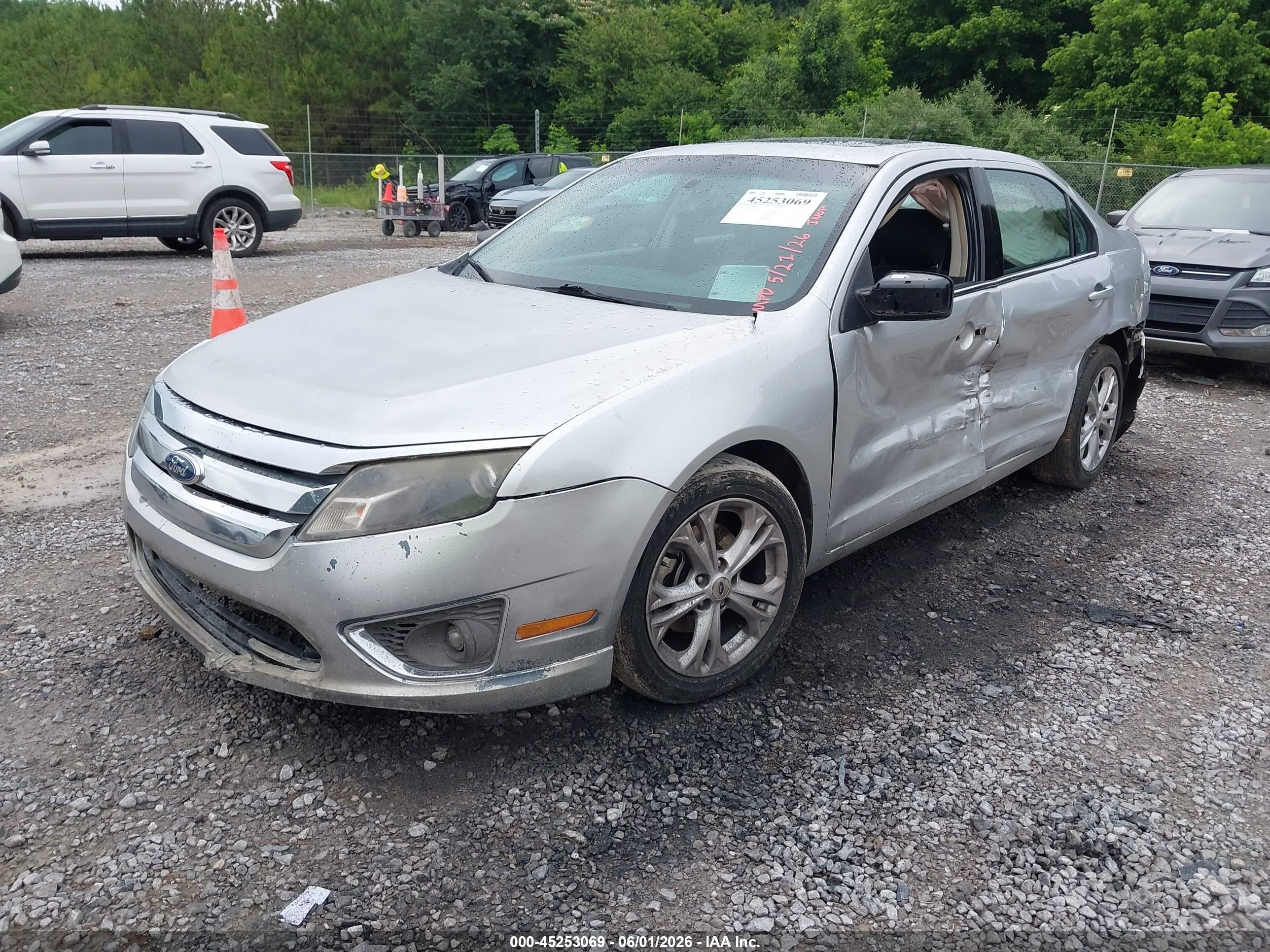 2012 Ford Fusion Se Серебряный vin: 3FAHP0HA0CR408746