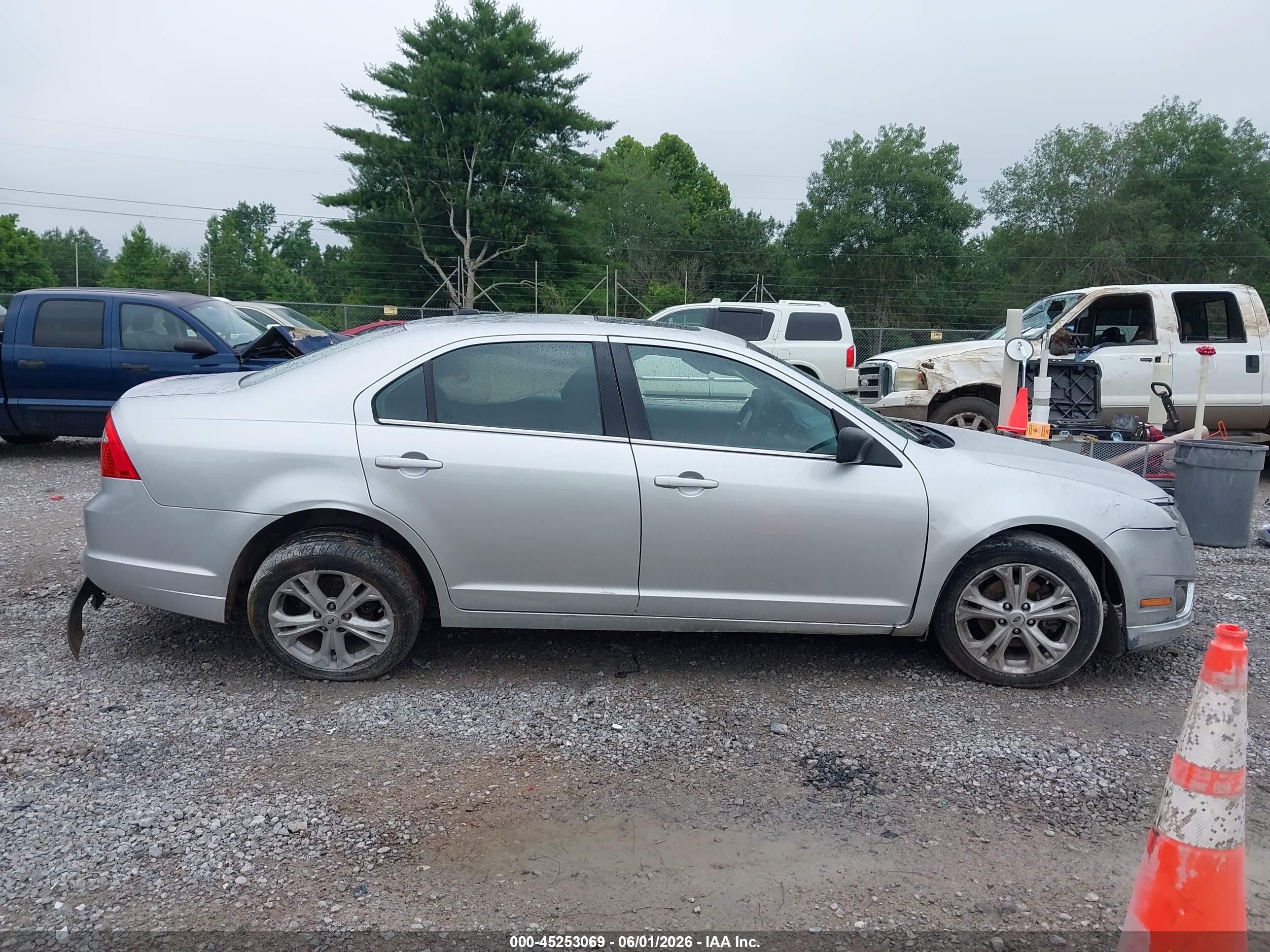 2012 Ford Fusion Se Серебряный vin: 3FAHP0HA0CR408746