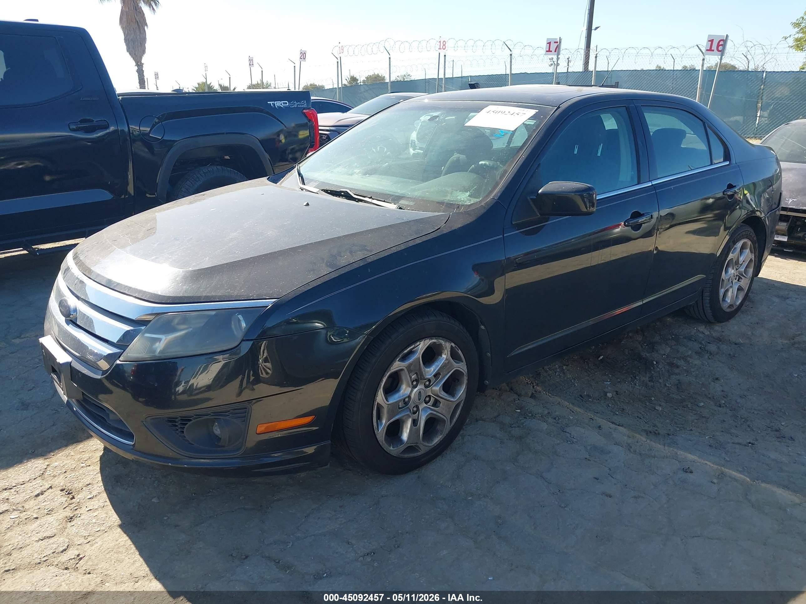 2010 Ford Fusion Se Black vin: 3FAHP0HA1AR101518