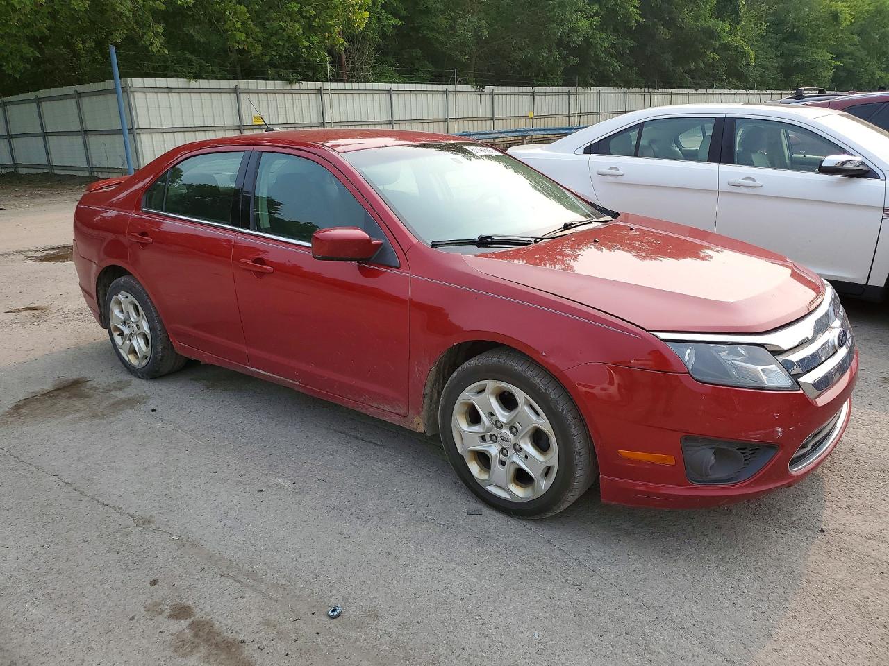 2010 Ford Fusion Se Red vin: 3FAHP0HA1AR256408
