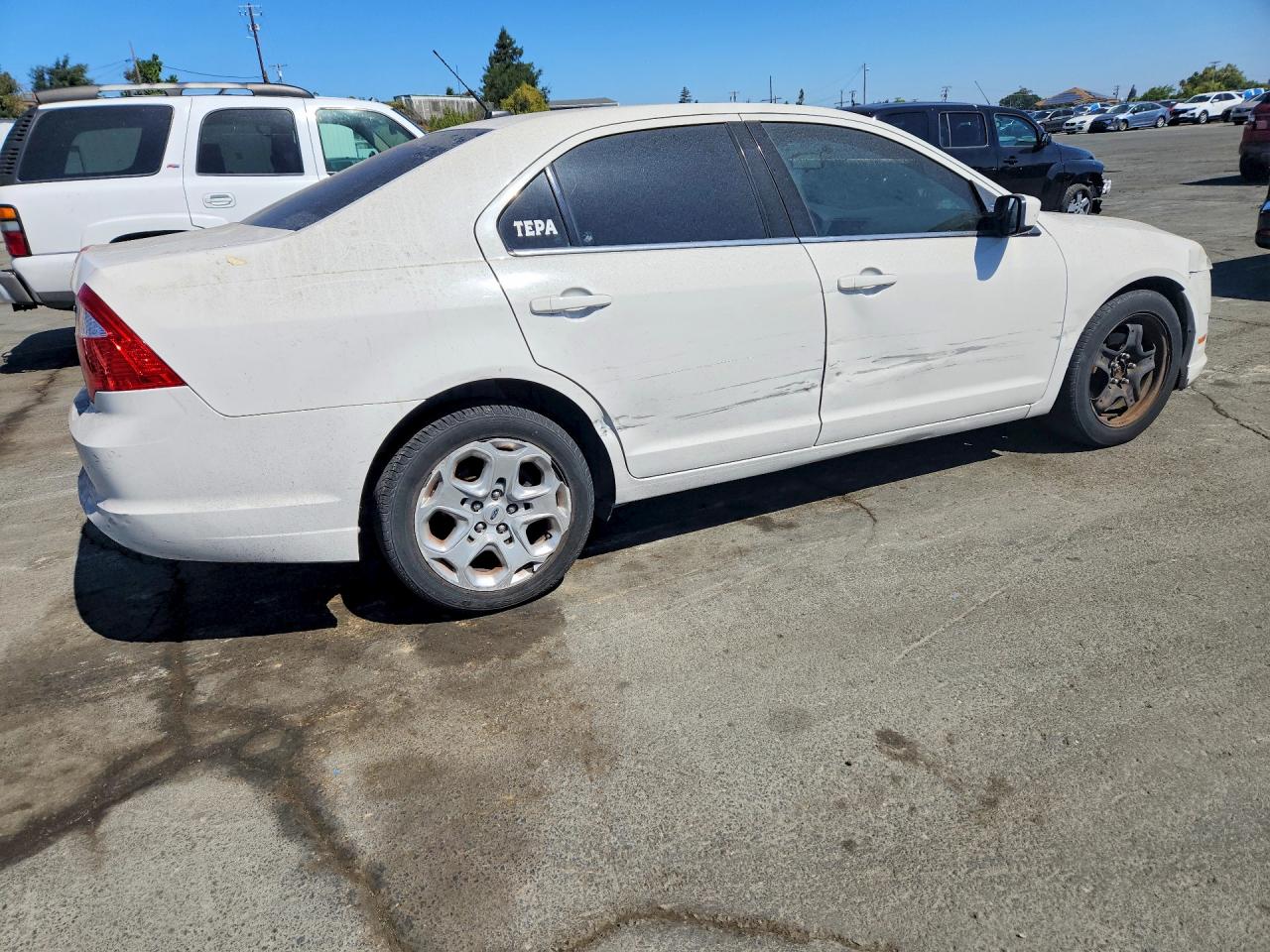 2010 Ford Fusion Se Белый vin: 3FAHP0HA1AR301427