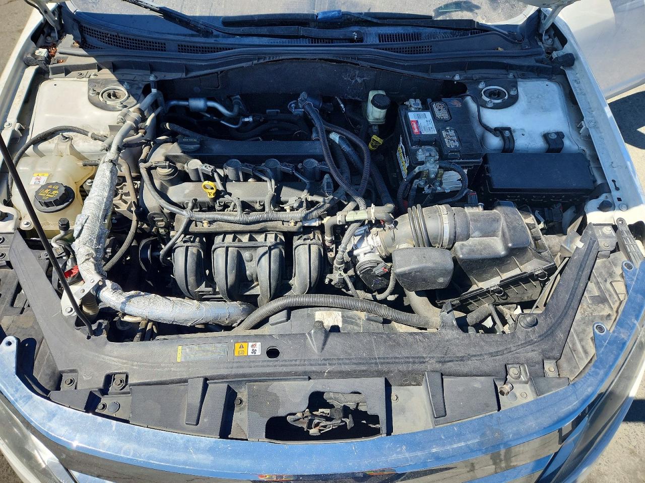 2010 Ford Fusion Se Белый vin: 3FAHP0HA1AR301427