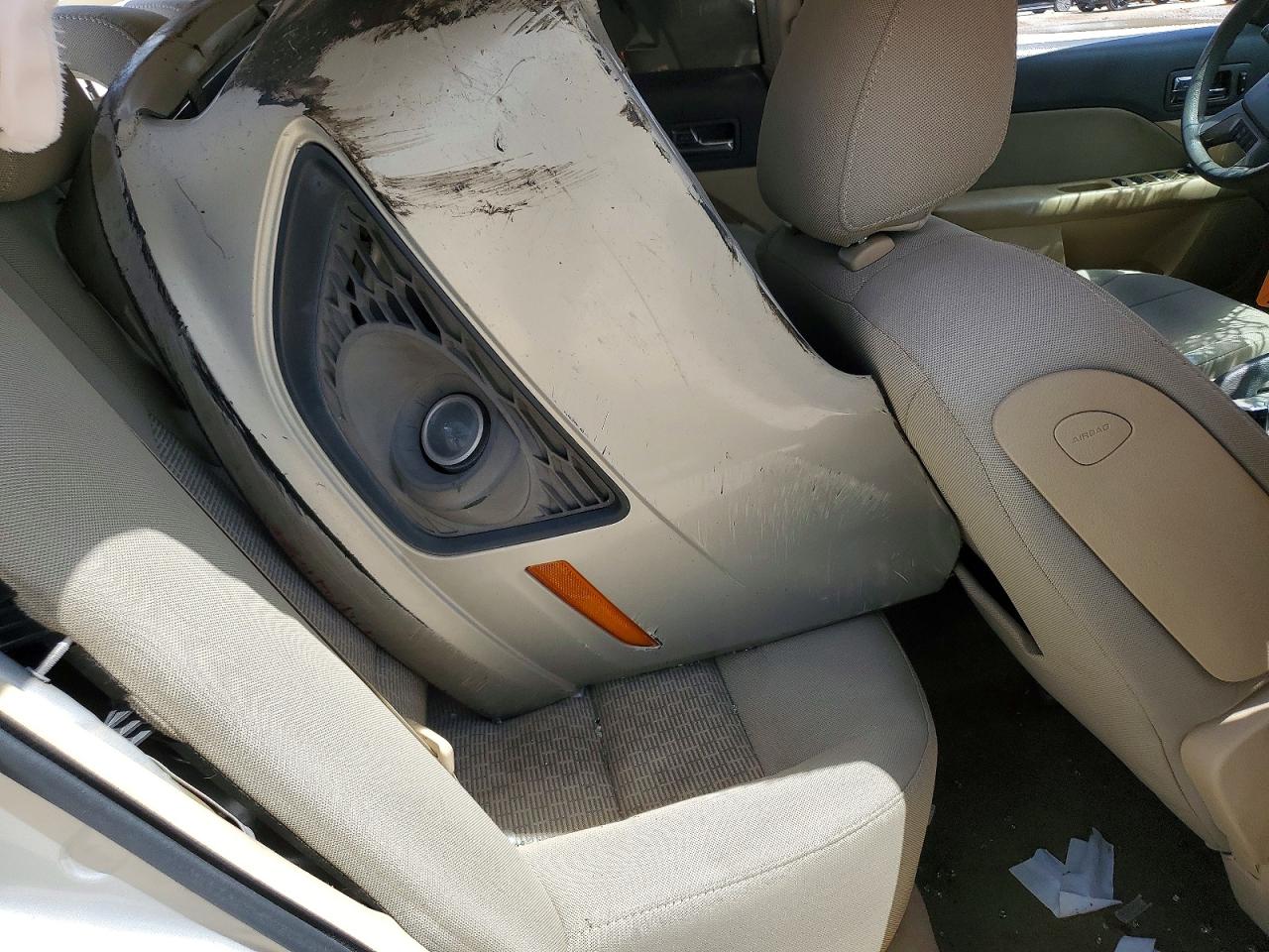 2010 Ford Fusion Se Бежевый vin: 3FAHP0HA1AR345993
