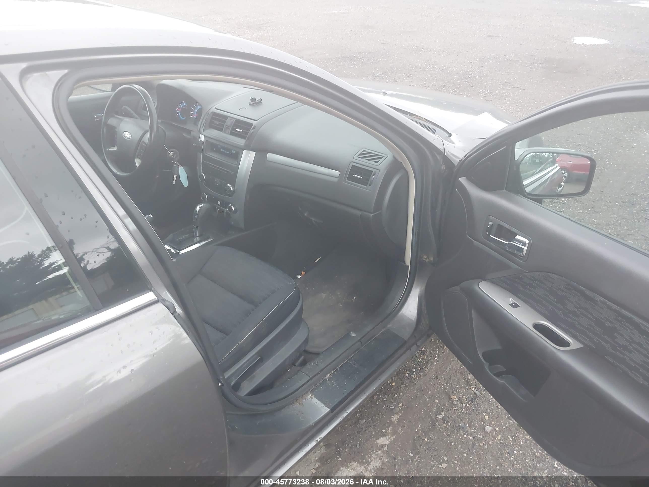2010 Ford Fusion Se Серый vin: 3FAHP0HA1AR370294