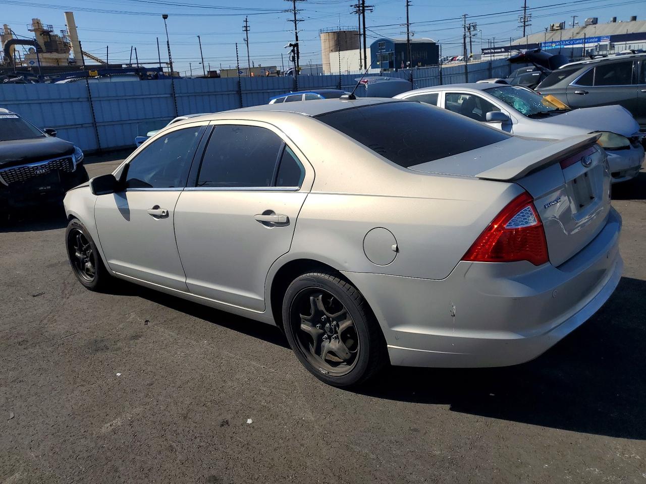 2010 Ford Fusion Silver vin: 3FAHP0HA1AR382817