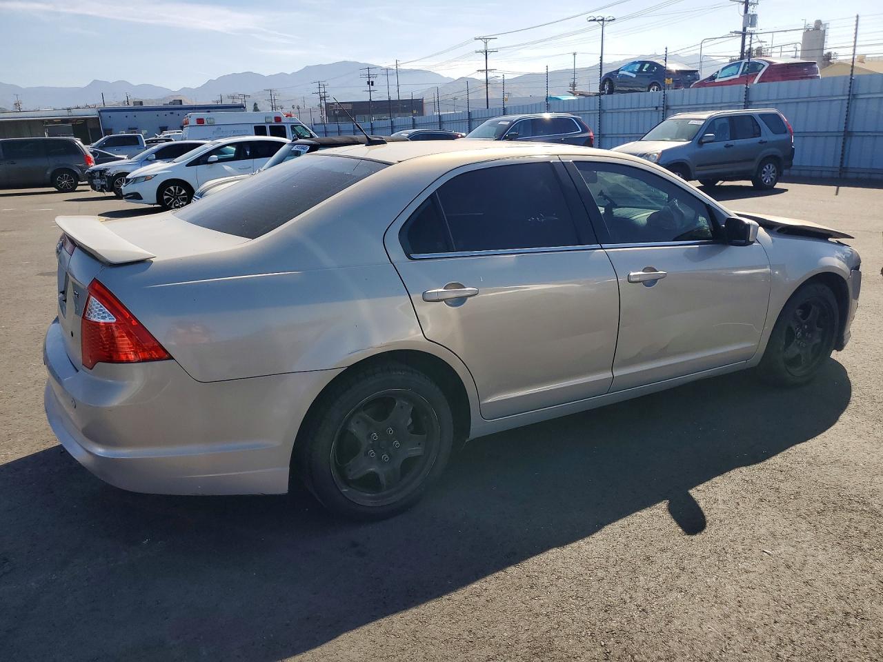 2010 Ford Fusion Silver vin: 3FAHP0HA1AR382817