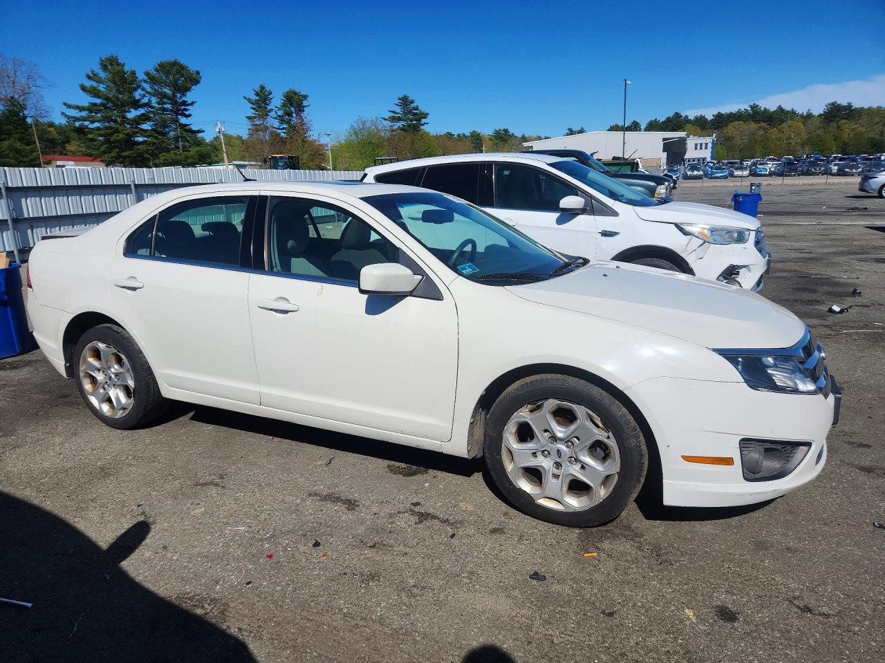 2010 Ford Fusion Se White vin: 3FAHP0HA1AR407831