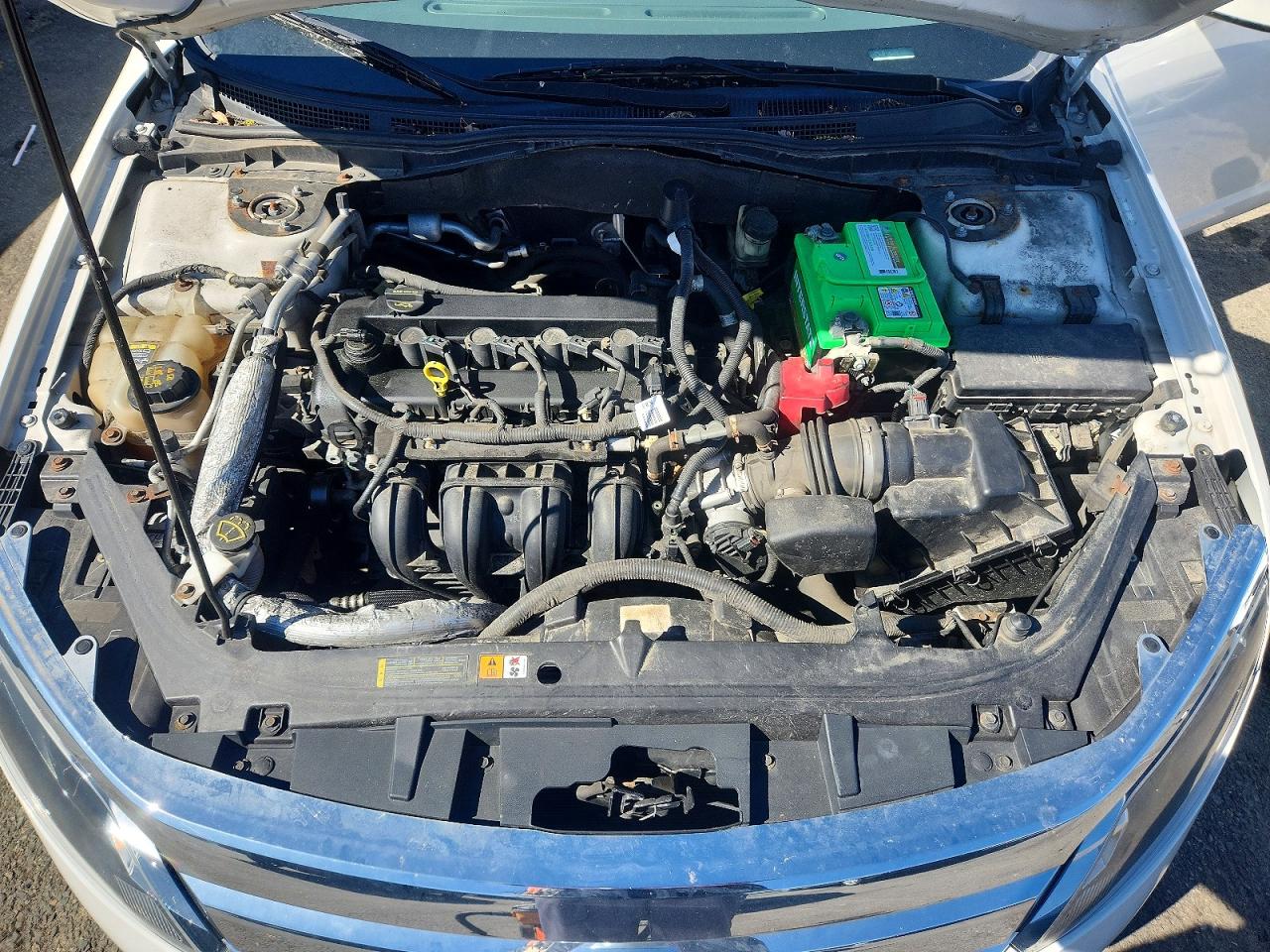 2010 Ford Fusion Se White vin: 3FAHP0HA1AR407831