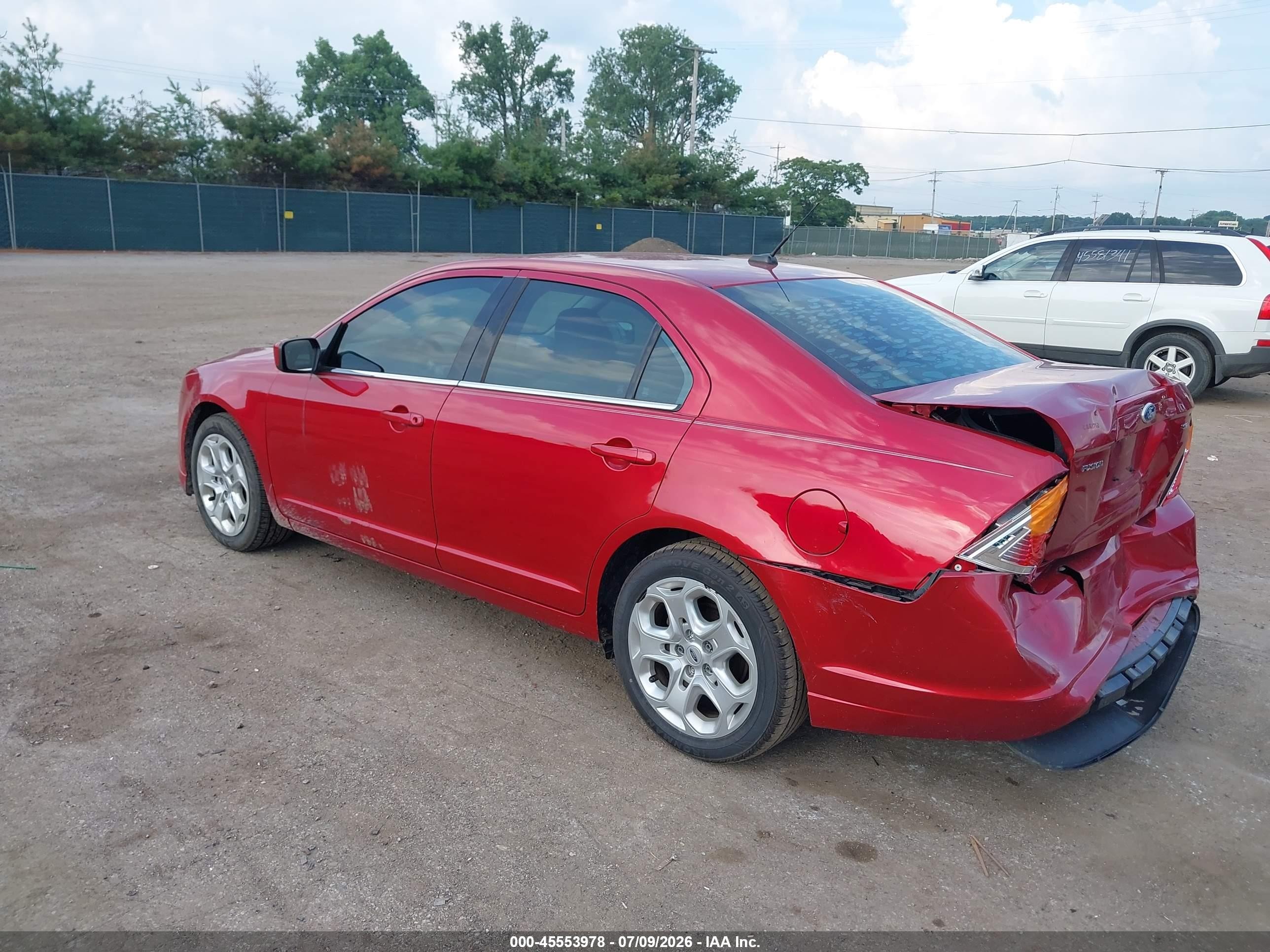 2010 Ford Fusion Se Red vin: 3FAHP0HA1AR408638