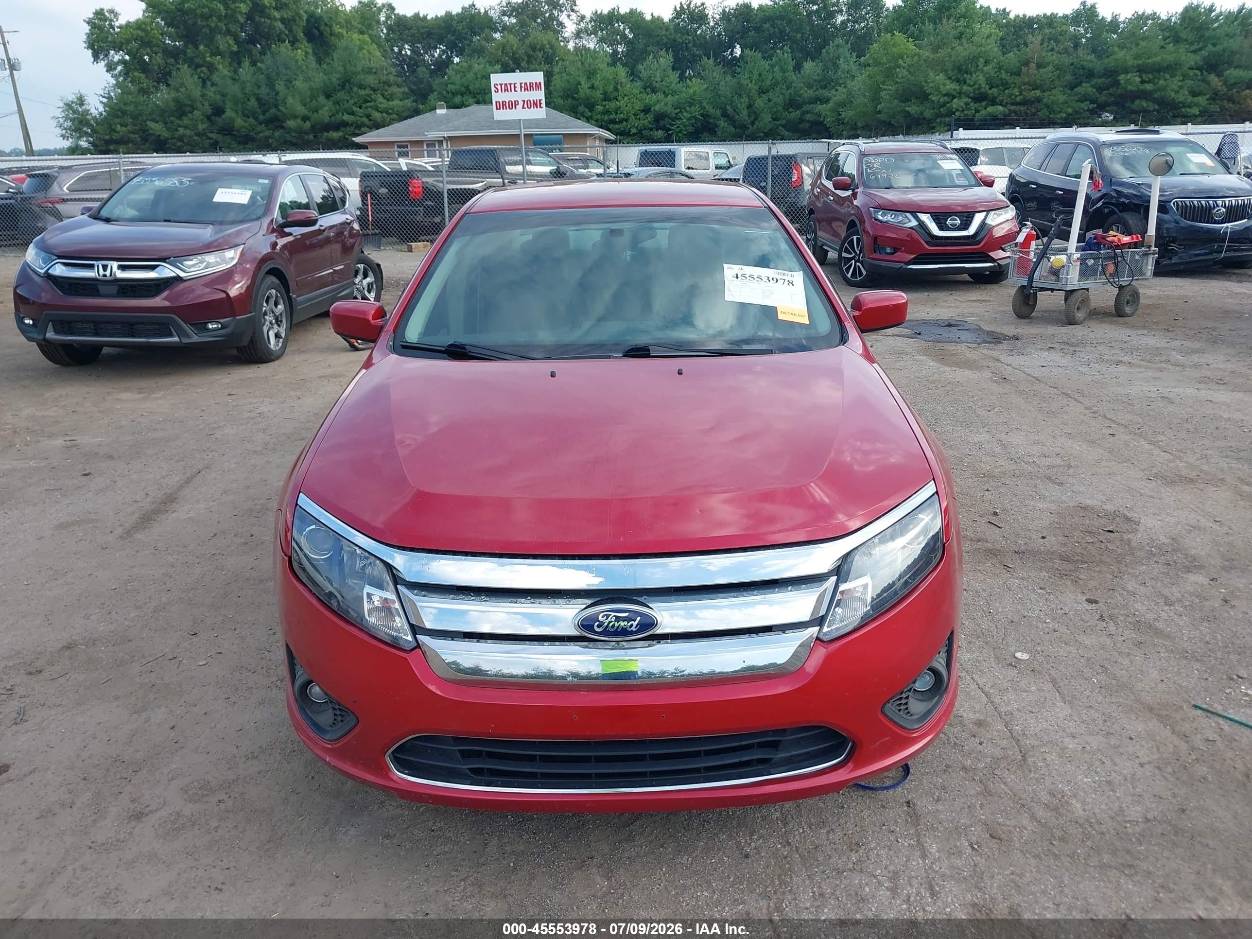 2010 Ford Fusion Se Red vin: 3FAHP0HA1AR408638