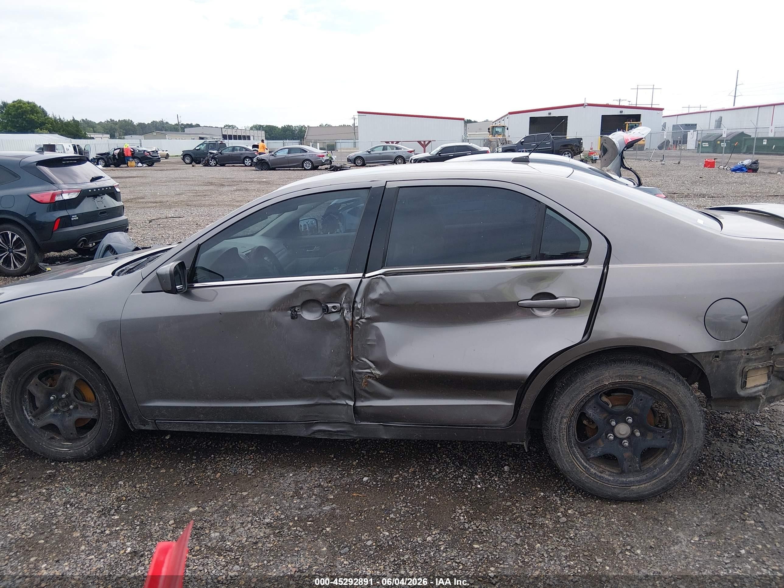 2010 Ford Fusion Se Gray vin: 3FAHP0HA1AR408672