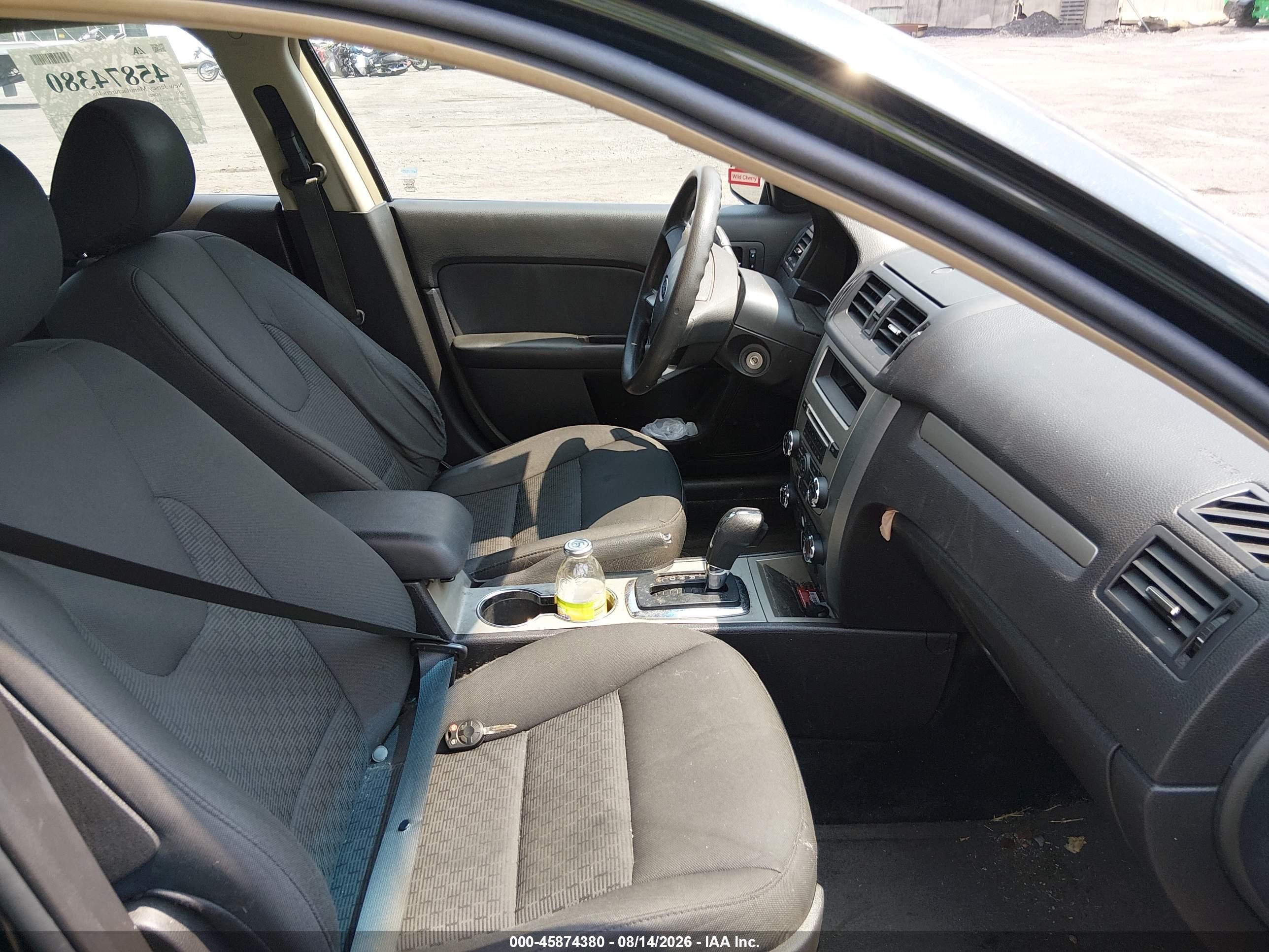 2010 Ford Fusion Se Black vin: 3FAHP0HA1AR418389