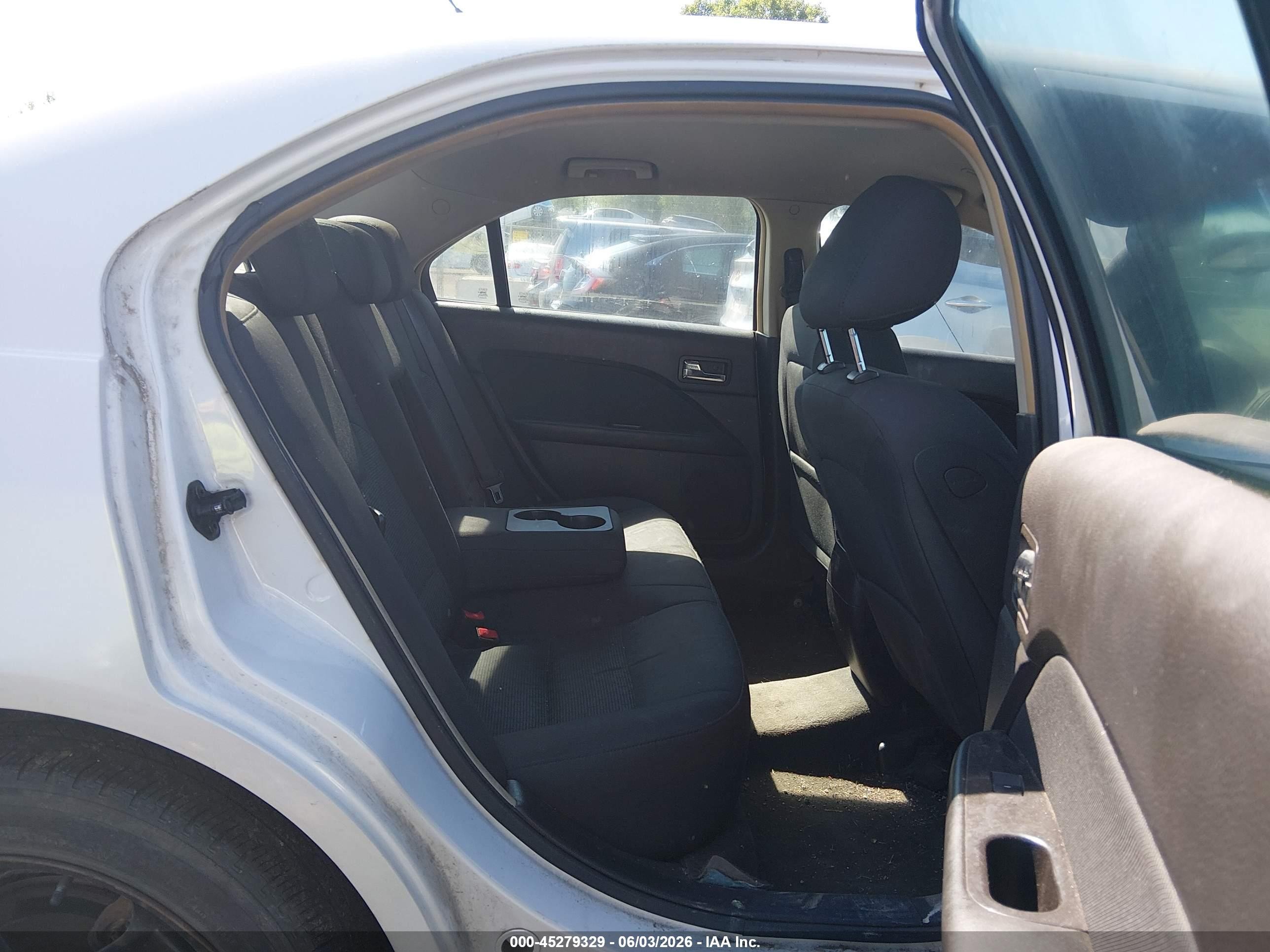 2010 Ford Fusion Se White vin: 3FAHP0HA1AR431143