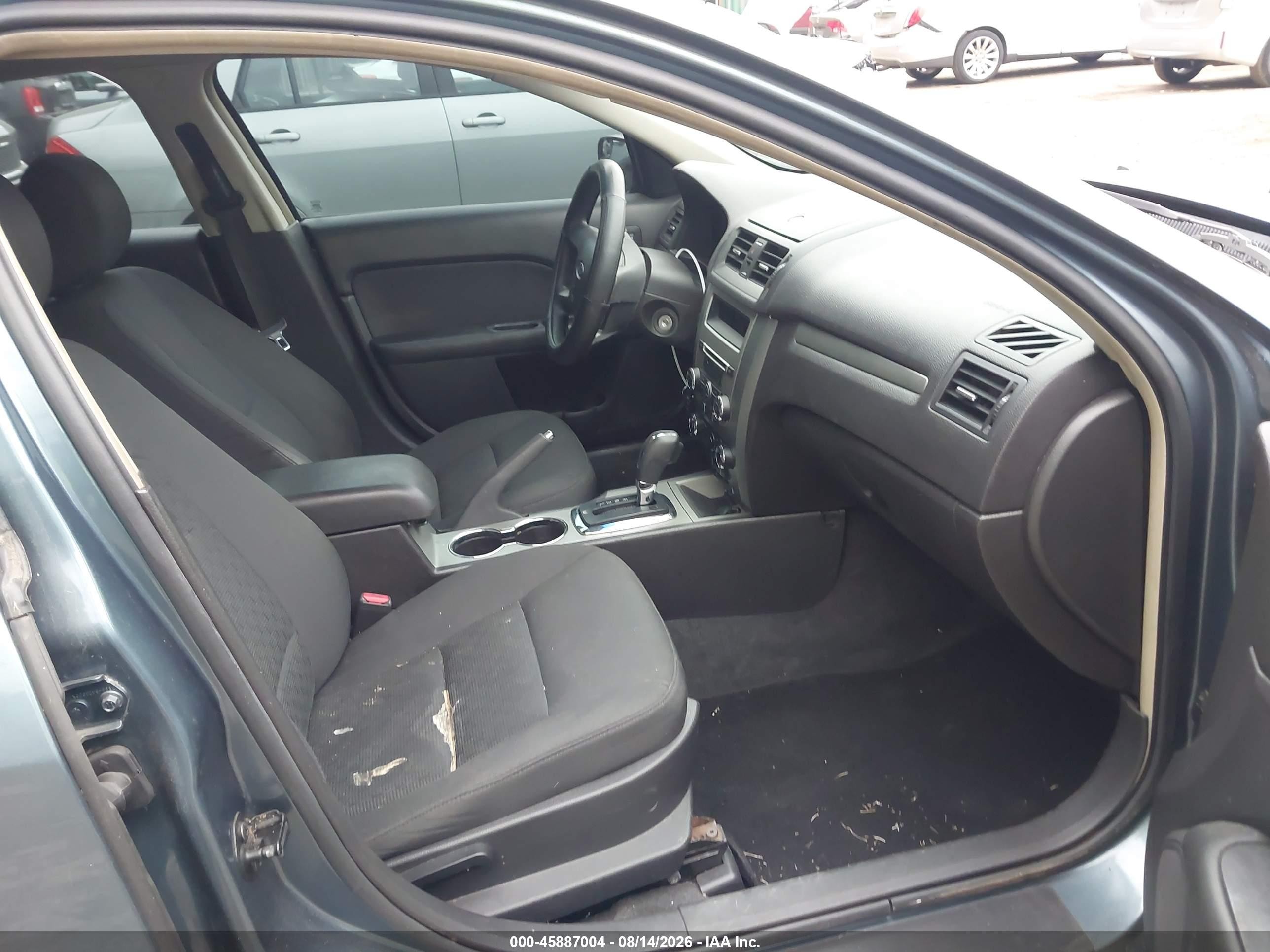 2011 Ford Fusion Se Light Blue vin: 3FAHP0HA1BR117798
