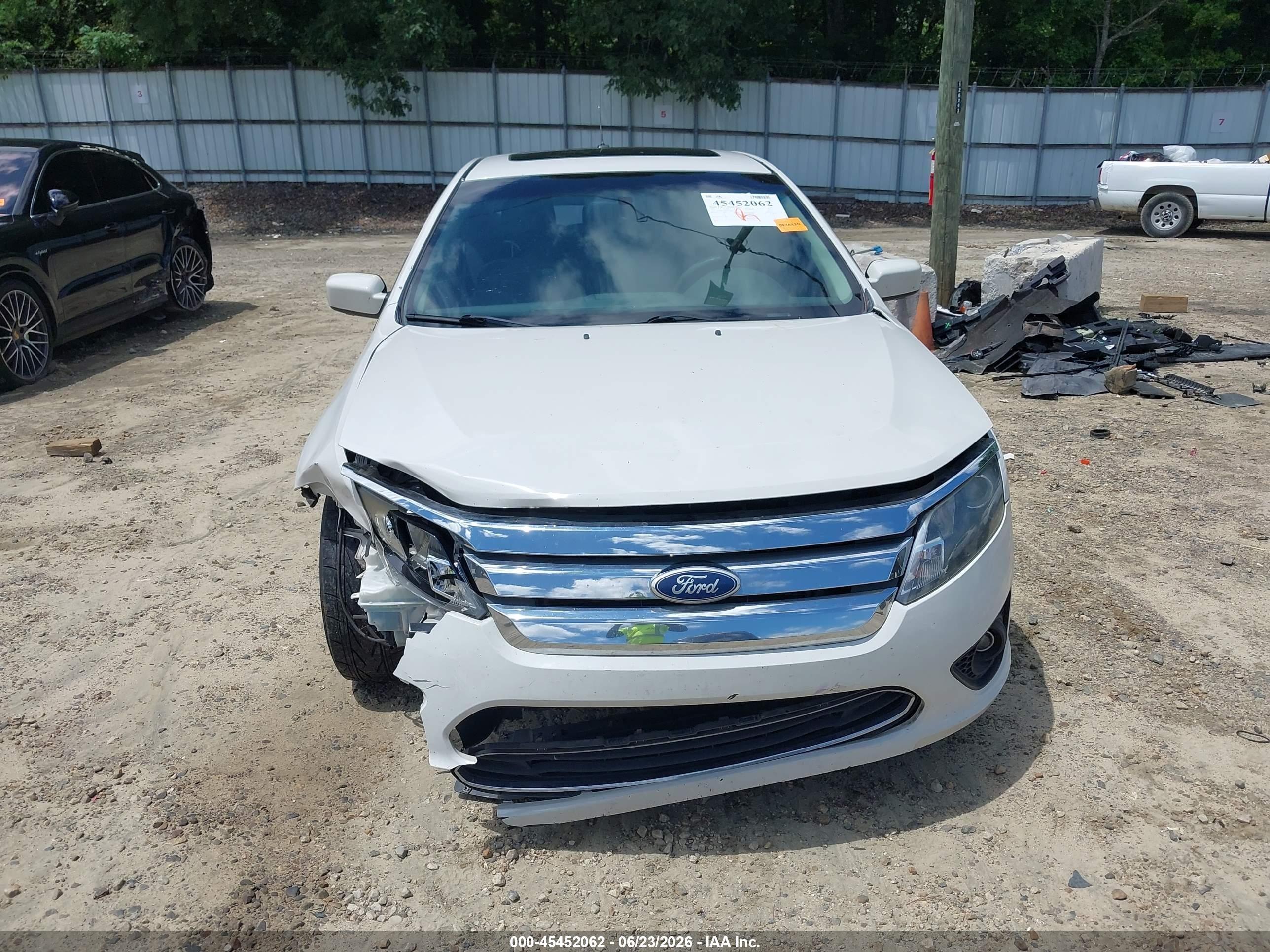 2011 Ford Fusion Se White vin: 3FAHP0HA1BR134830