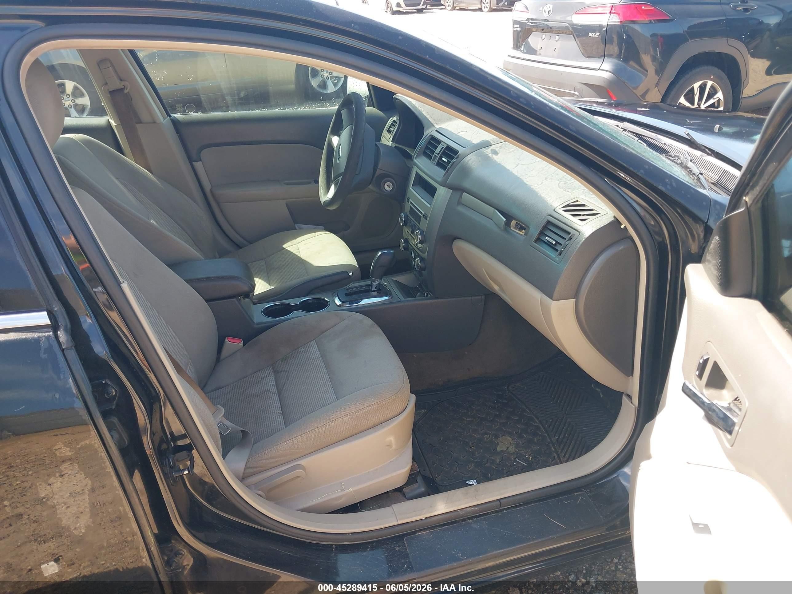 2011 Ford Fusion Se Black vin: 3FAHP0HA1BR148534