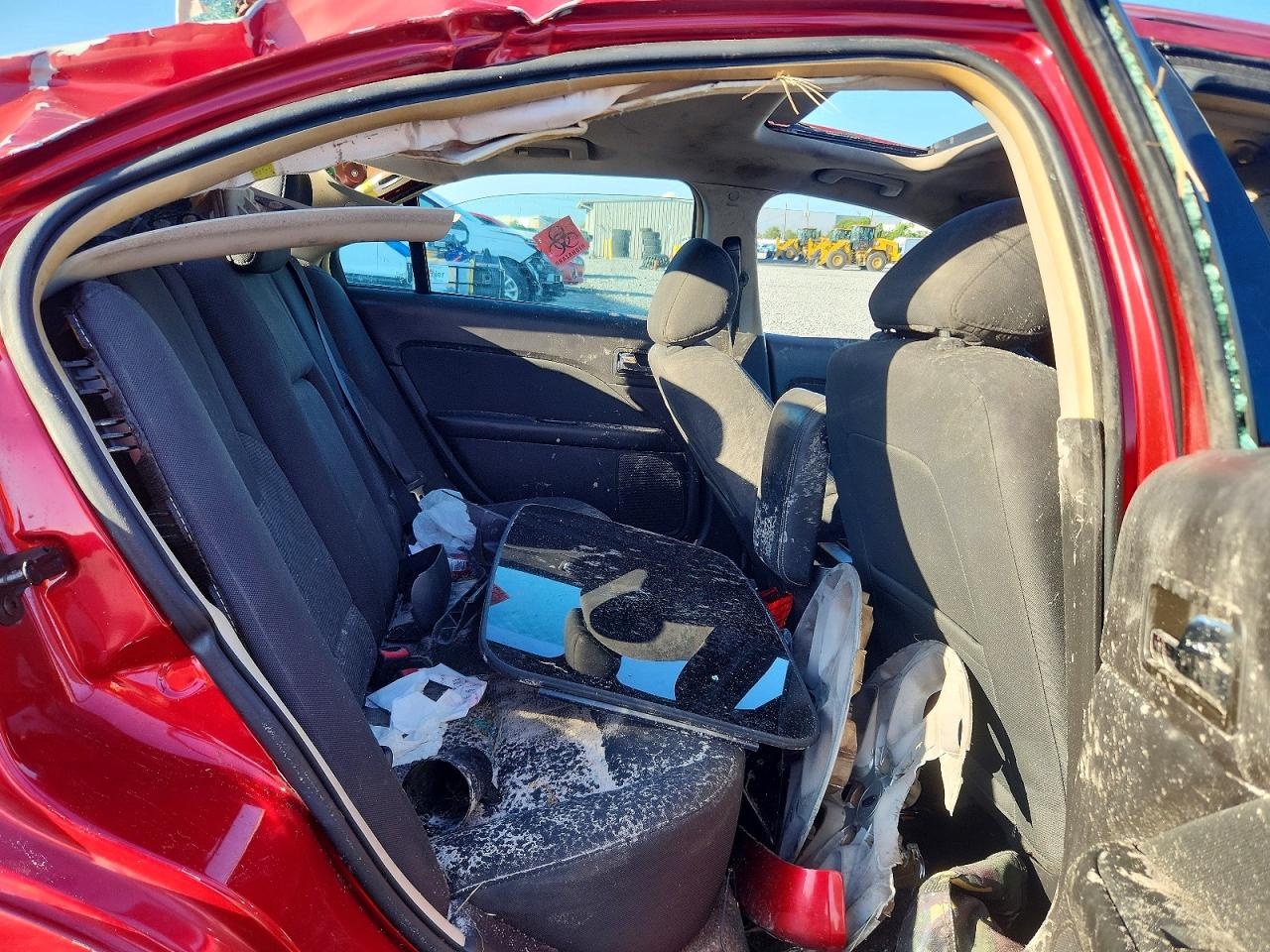 2011 Ford Fusion Se Red vin: 3FAHP0HA1BR151787