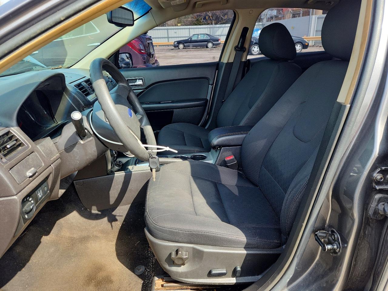 2011 Ford Fusion Se Gray vin: 3FAHP0HA1BR183770