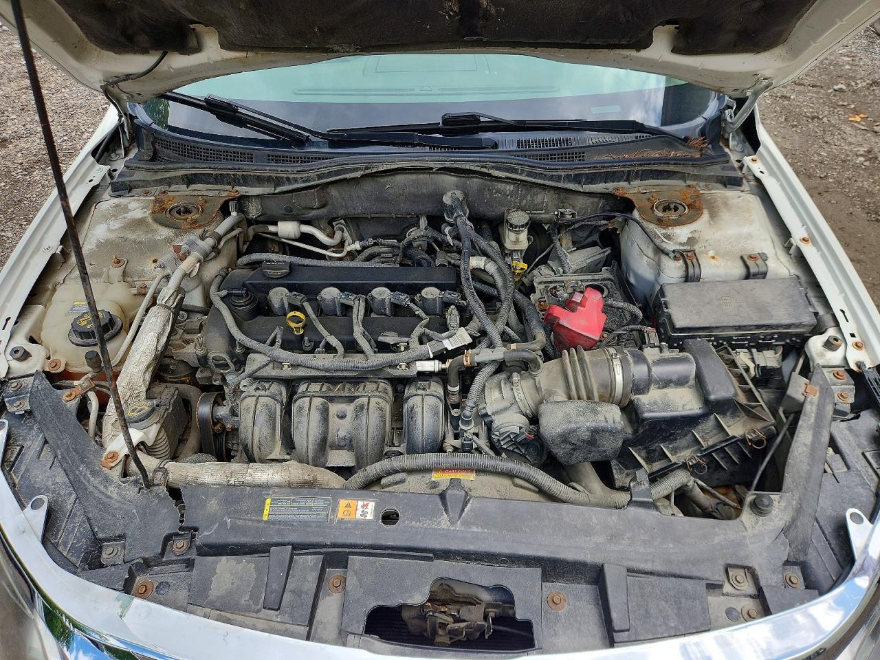 2011 Ford Fusion Se White vin: 3FAHP0HA1BR212524
