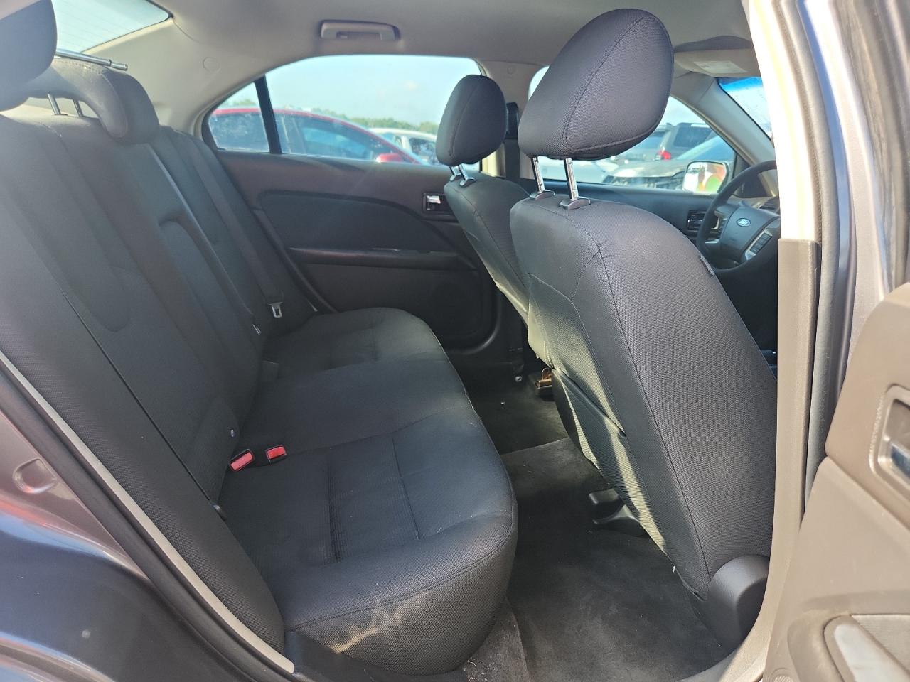 2011 Ford Fusion Se Серый vin: 3FAHP0HA1BR214029