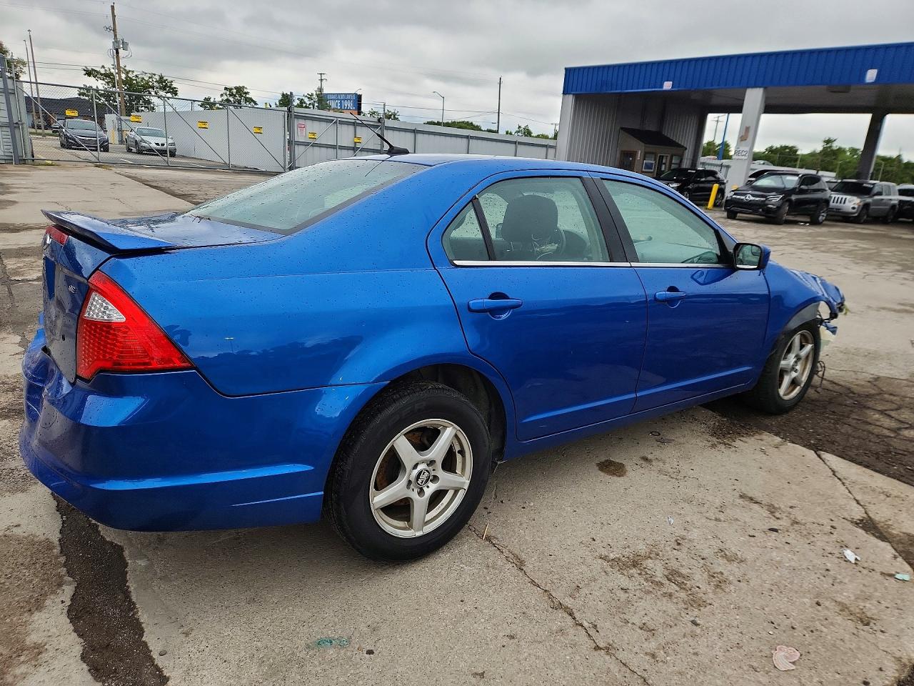 2011 Ford Fusion Se Blue vin: 3FAHP0HA1BR329312