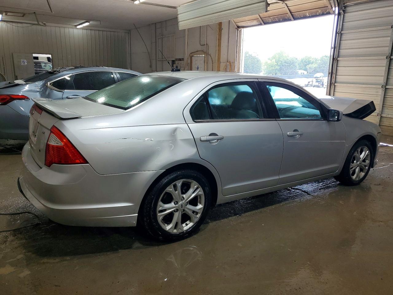 2012 Ford Fusion Se Silver vin: 3FAHP0HA1CR242379