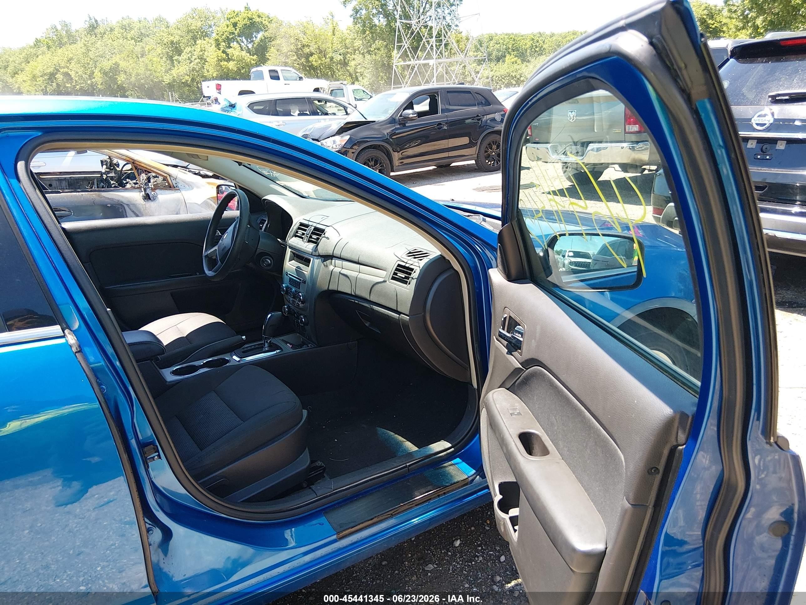 2012 Ford Fusion Se Blue vin: 3FAHP0HA1CR274491