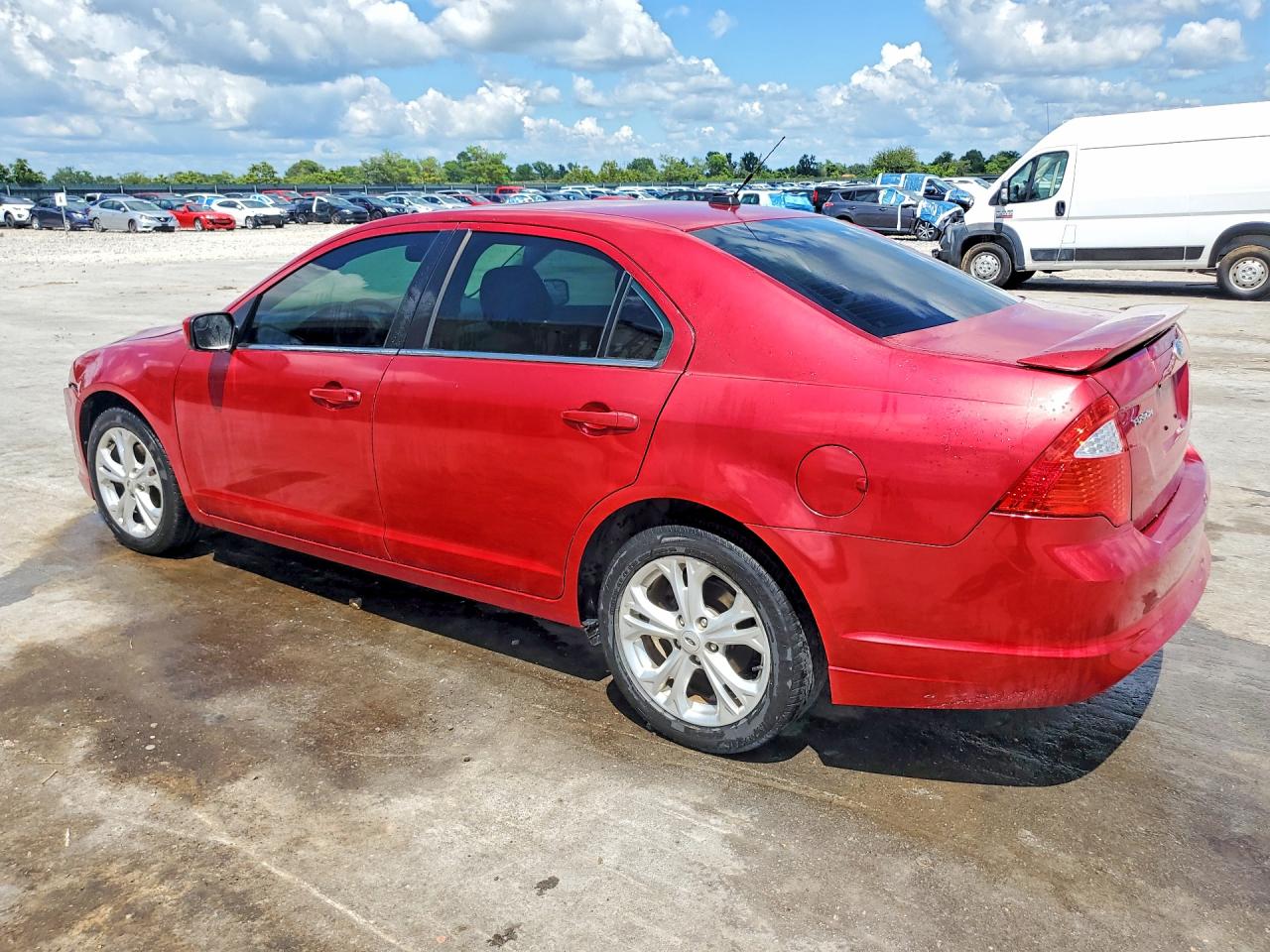 2012 Ford Fusion Se Red vin: 3FAHP0HA1CR283546