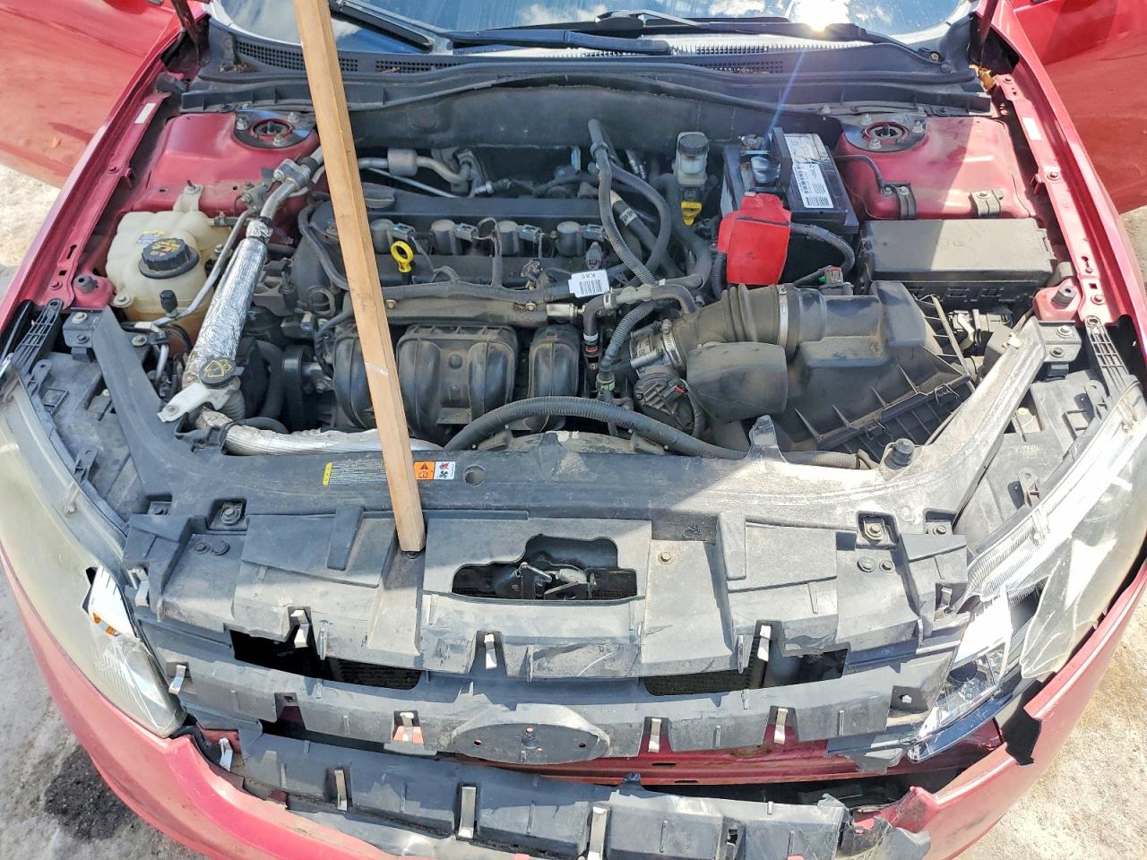 2012 Ford Fusion Se Red vin: 3FAHP0HA1CR283546