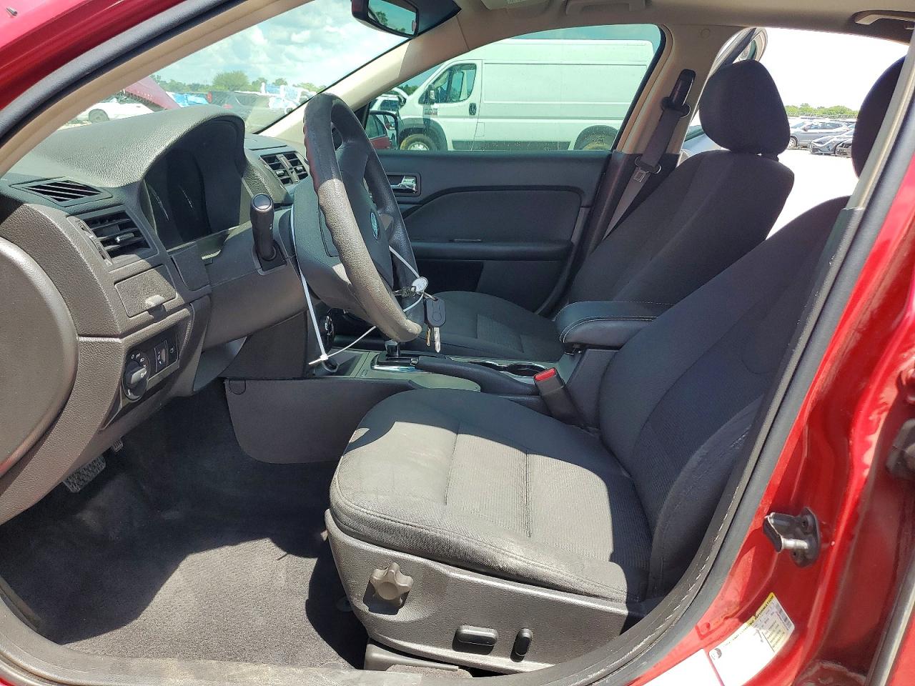 2012 Ford Fusion Se Red vin: 3FAHP0HA1CR283546