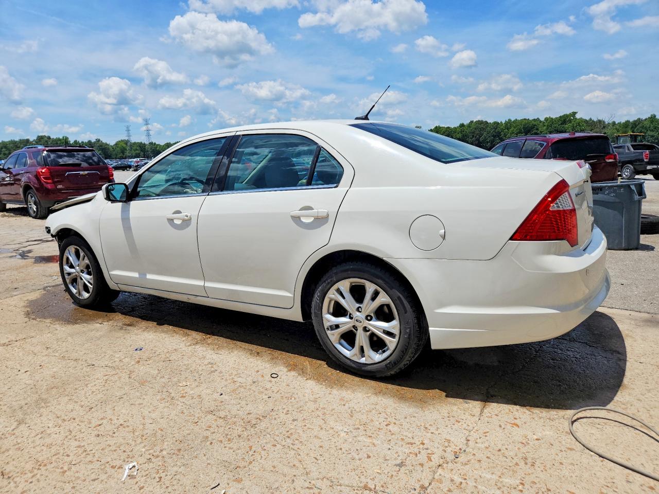 2012 Ford Fusion Se Белый vin: 3FAHP0HA1CR424342
