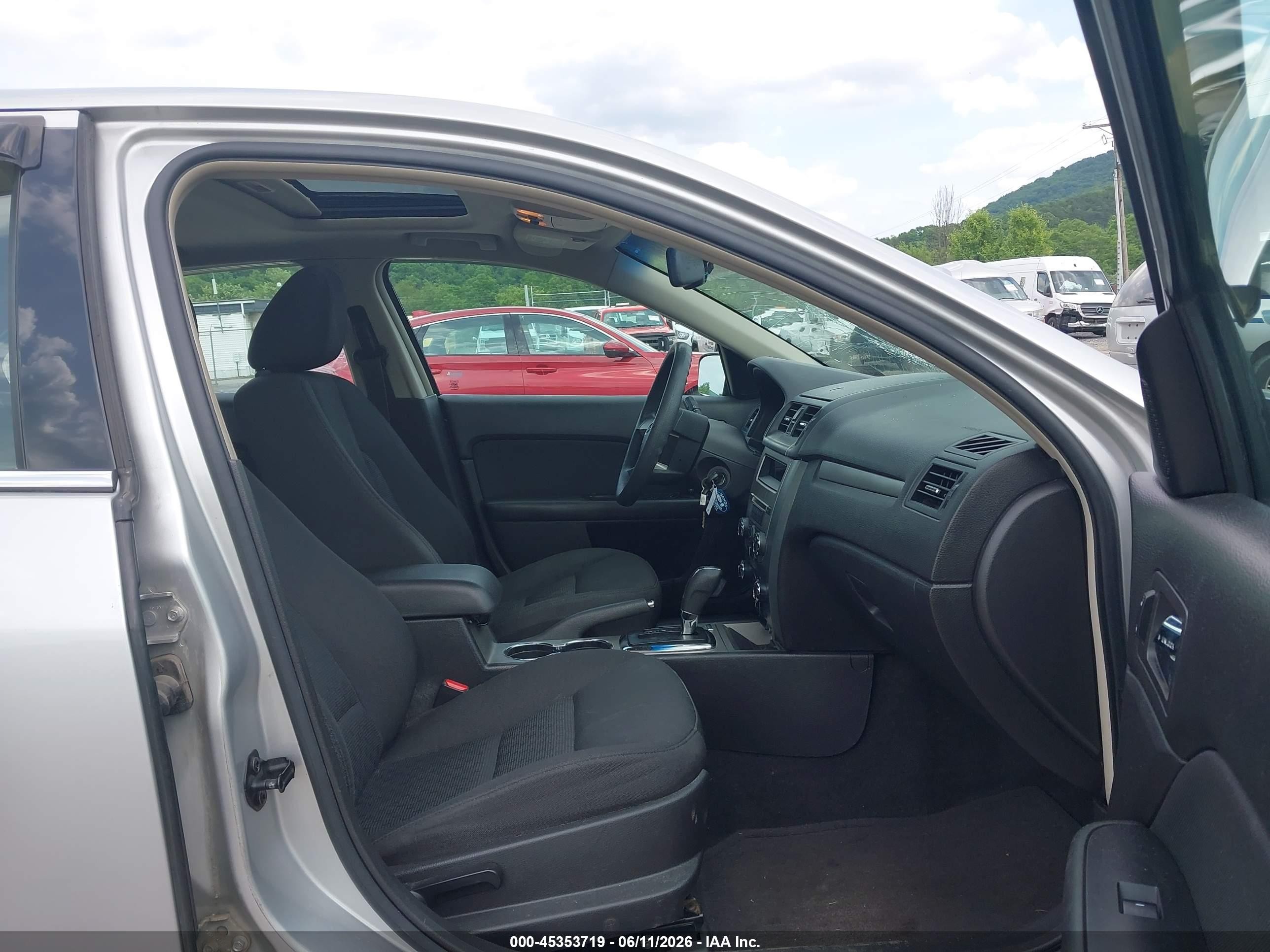 2010 Ford Fusion Se Silver vin: 3FAHP0HA2AR115590