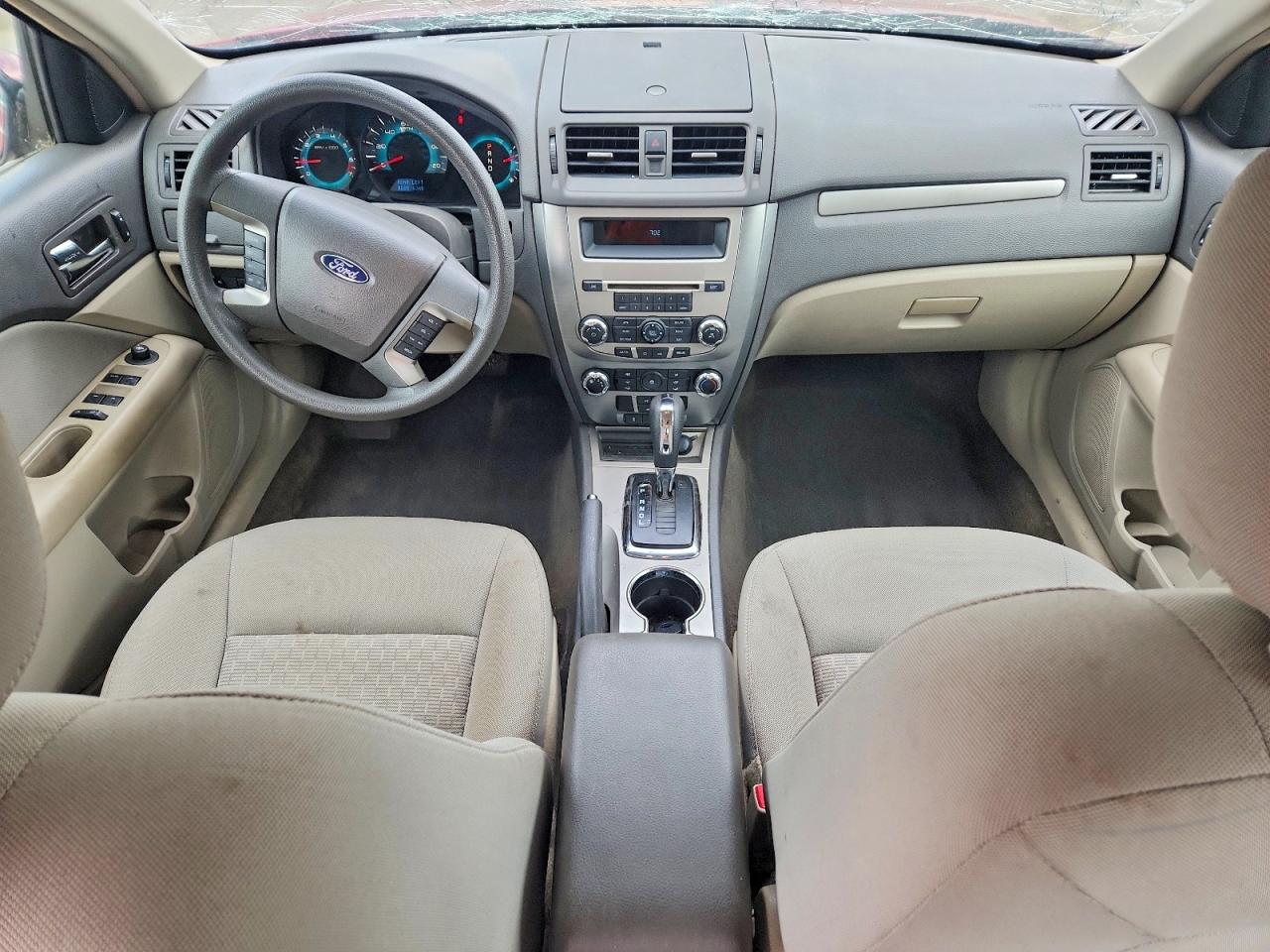 2010 Ford Fusion Red vin: 3FAHP0HA2AR142255