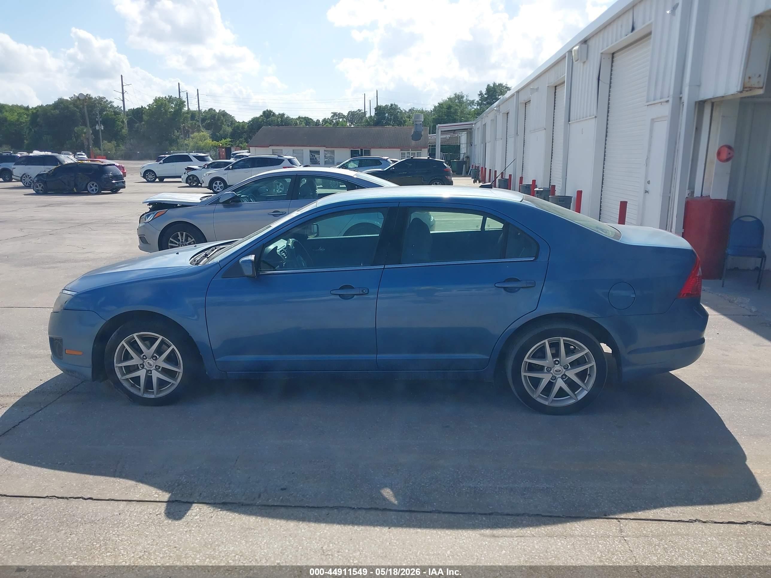2010 Ford Fusion Se Blue vin: 3FAHP0HA2AR246731