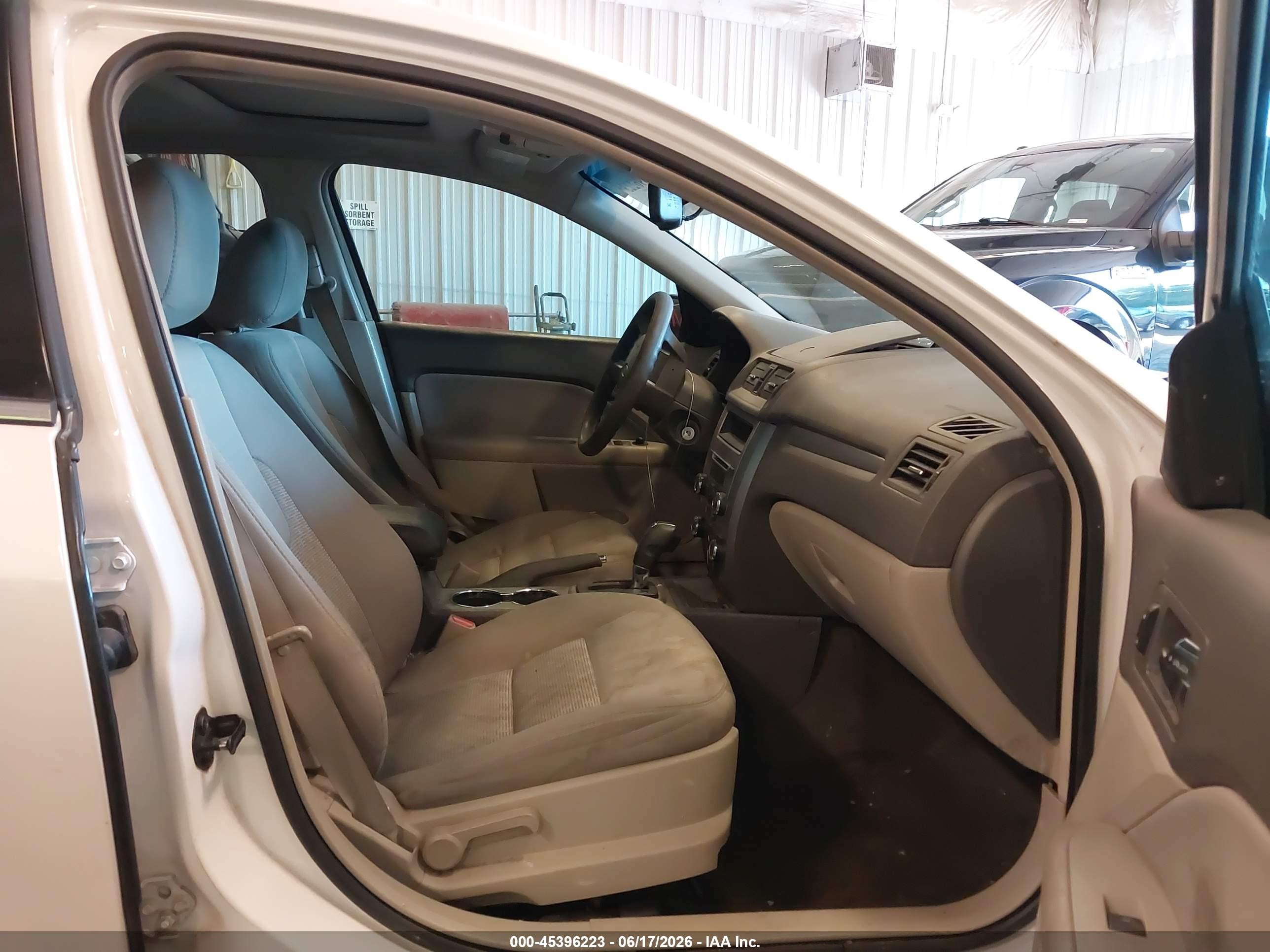 2010 Ford Fusion Se Белый vin: 3FAHP0HA2AR257115
