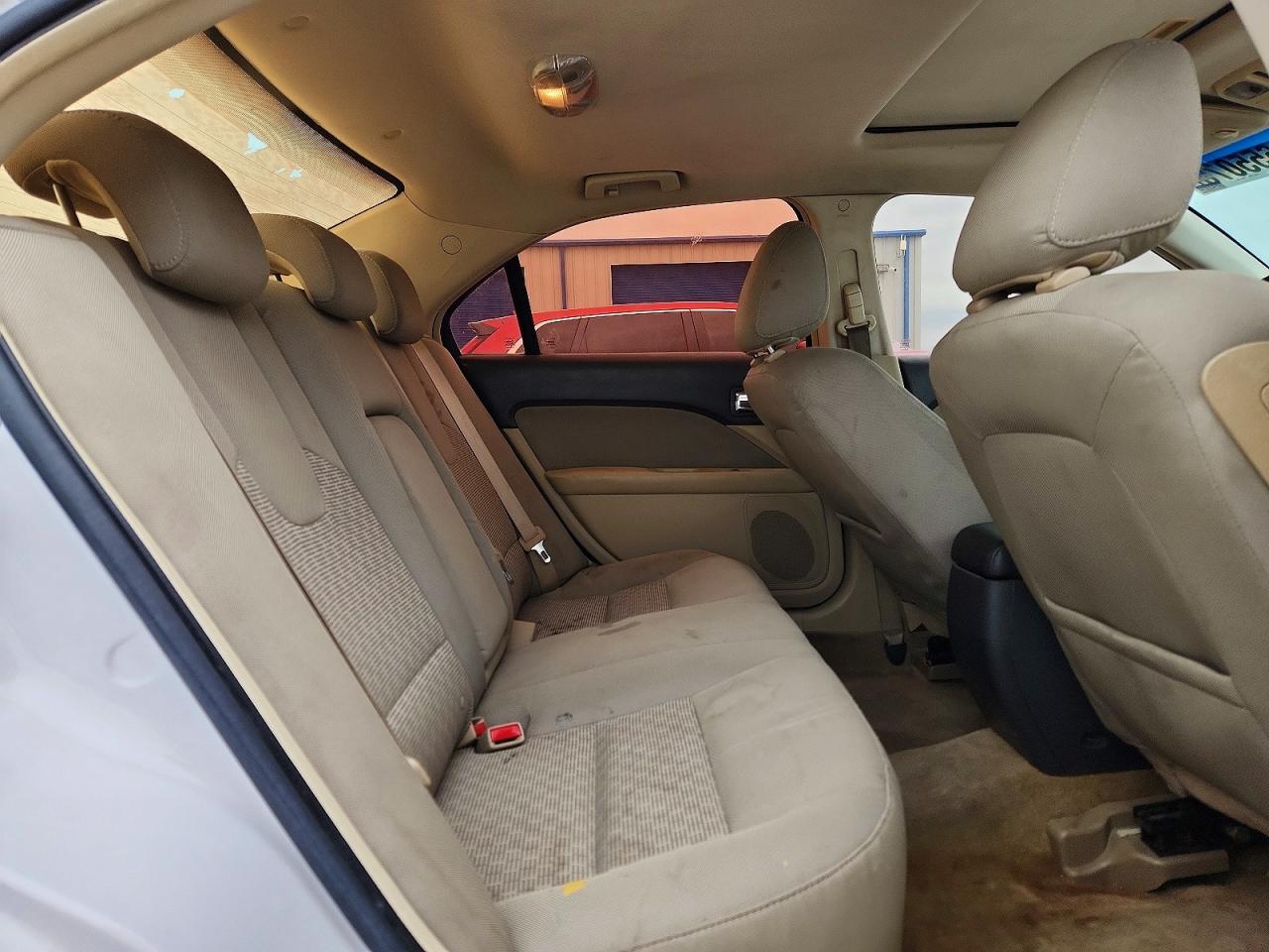 2010 Ford Fusion Se White vin: 3FAHP0HA2AR317880