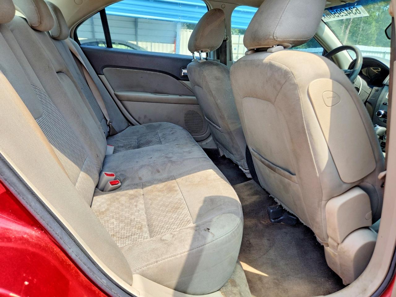 2010 Ford Fusion Se Red vin: 3FAHP0HA2AR350720
