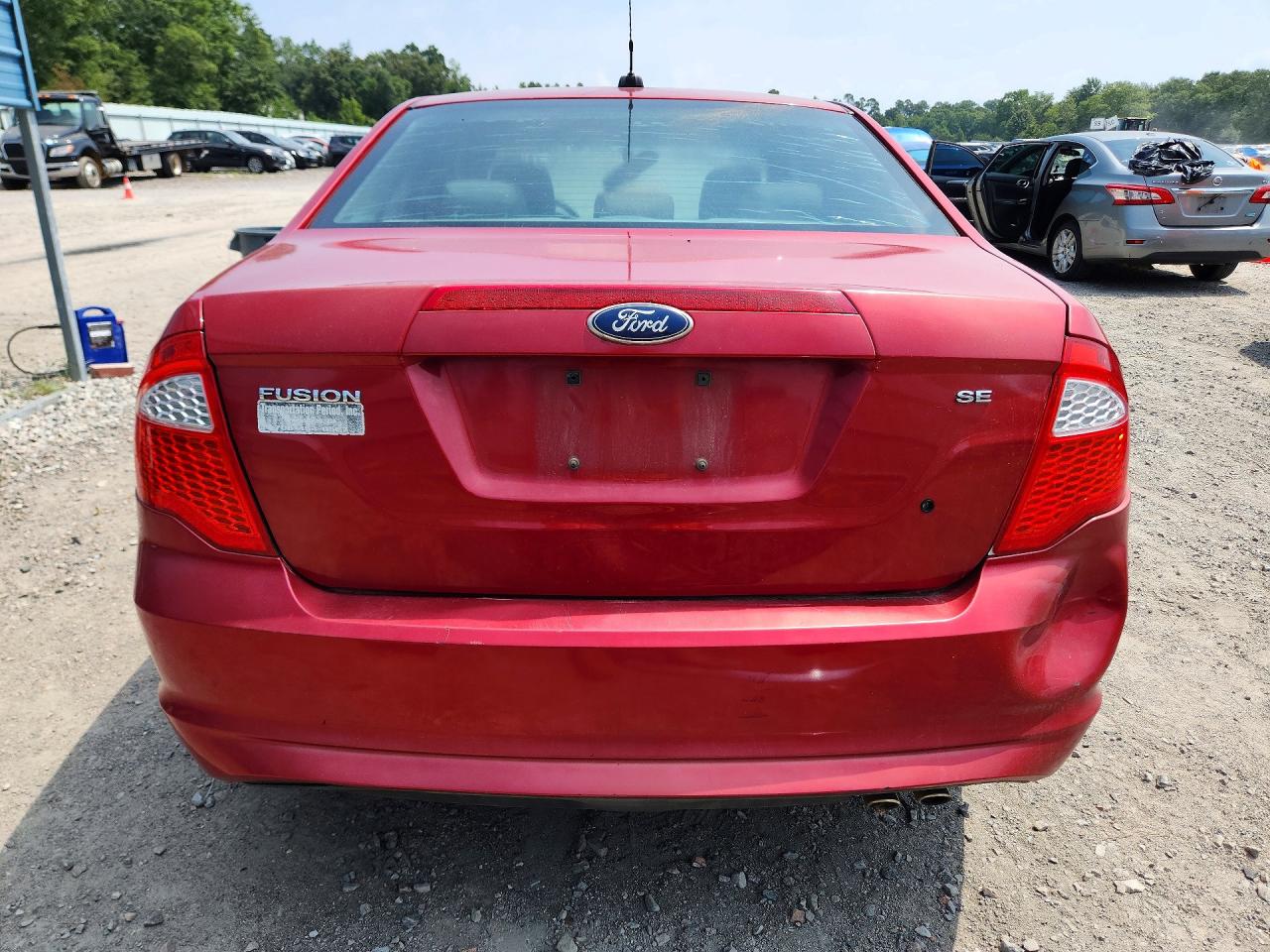2010 Ford Fusion Se Red vin: 3FAHP0HA2AR350720