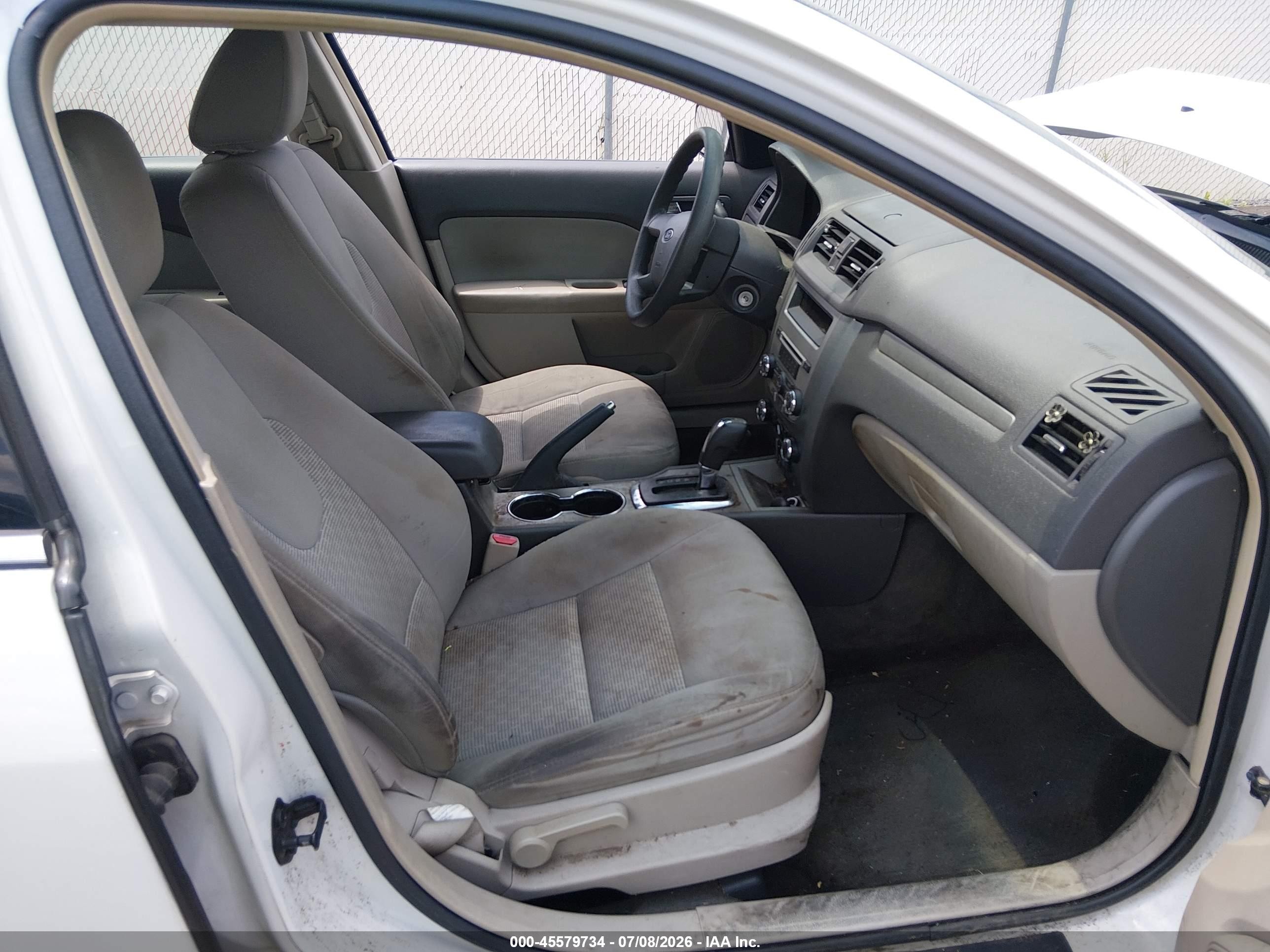 2010 Ford Fusion Se Белый vin: 3FAHP0HA2AR356890